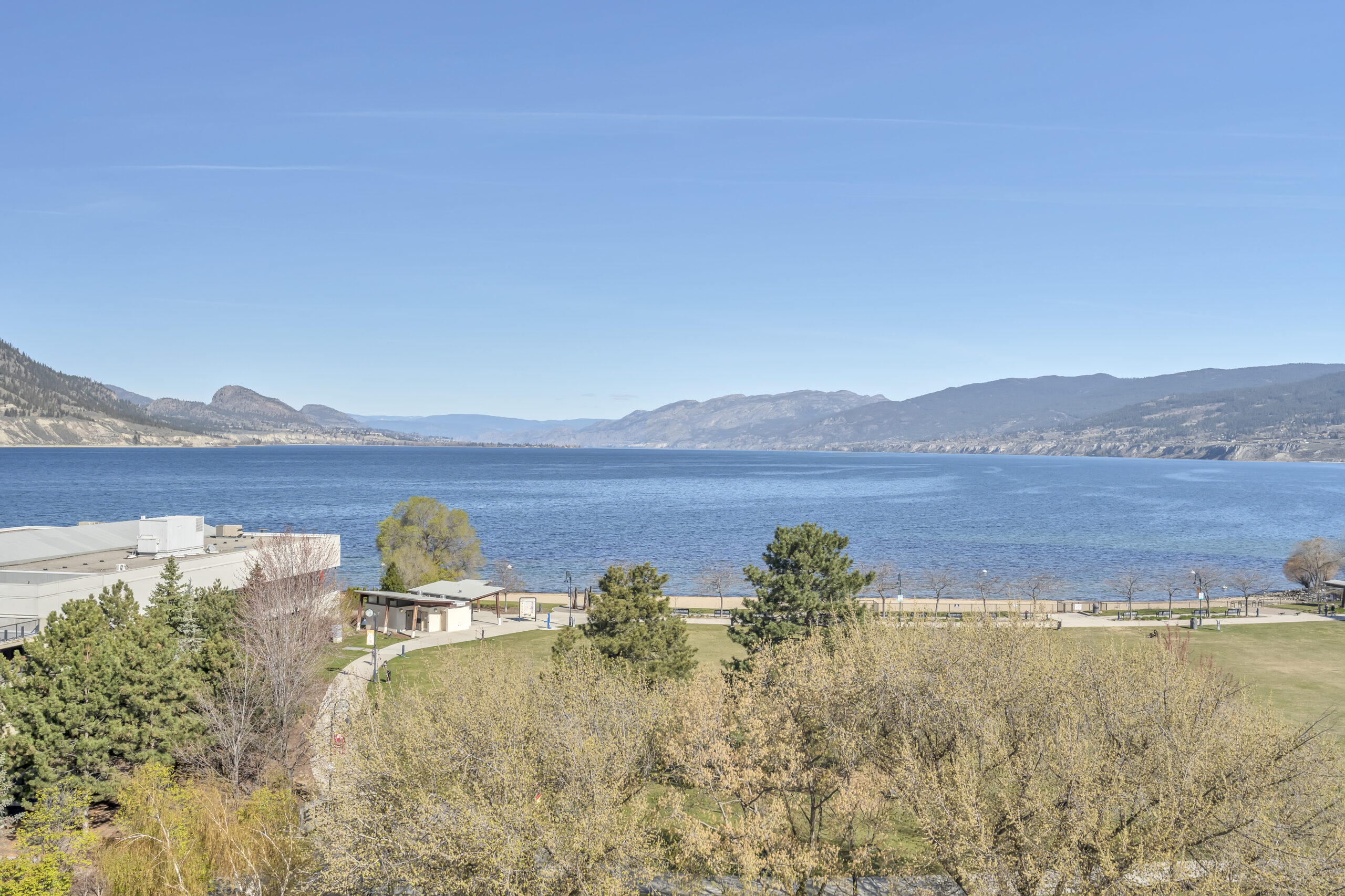 86 Lakeshore Drive 701 Penticton V2A 1B5