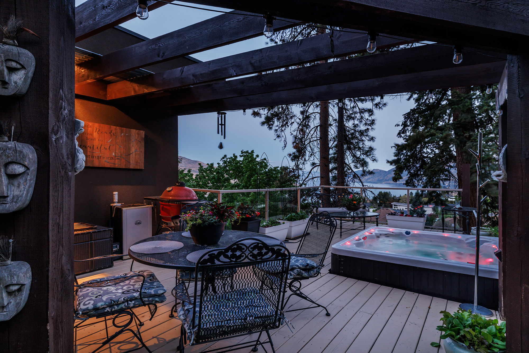 5987 Meldrum Place Peachland V0H 1X4