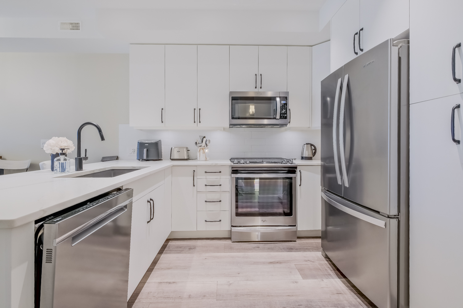 110 Ellis Street 304 Penticton V2A 4L5