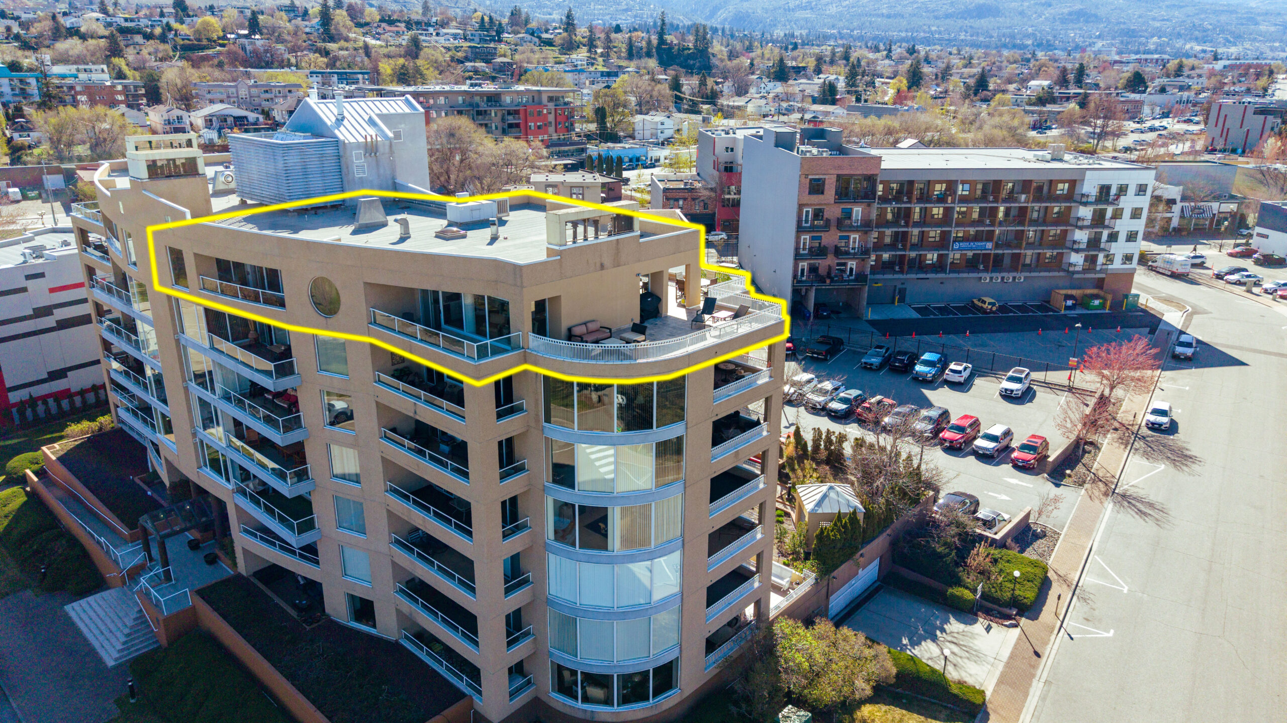 86 Lakeshore Drive 701 Penticton V2A 1B5