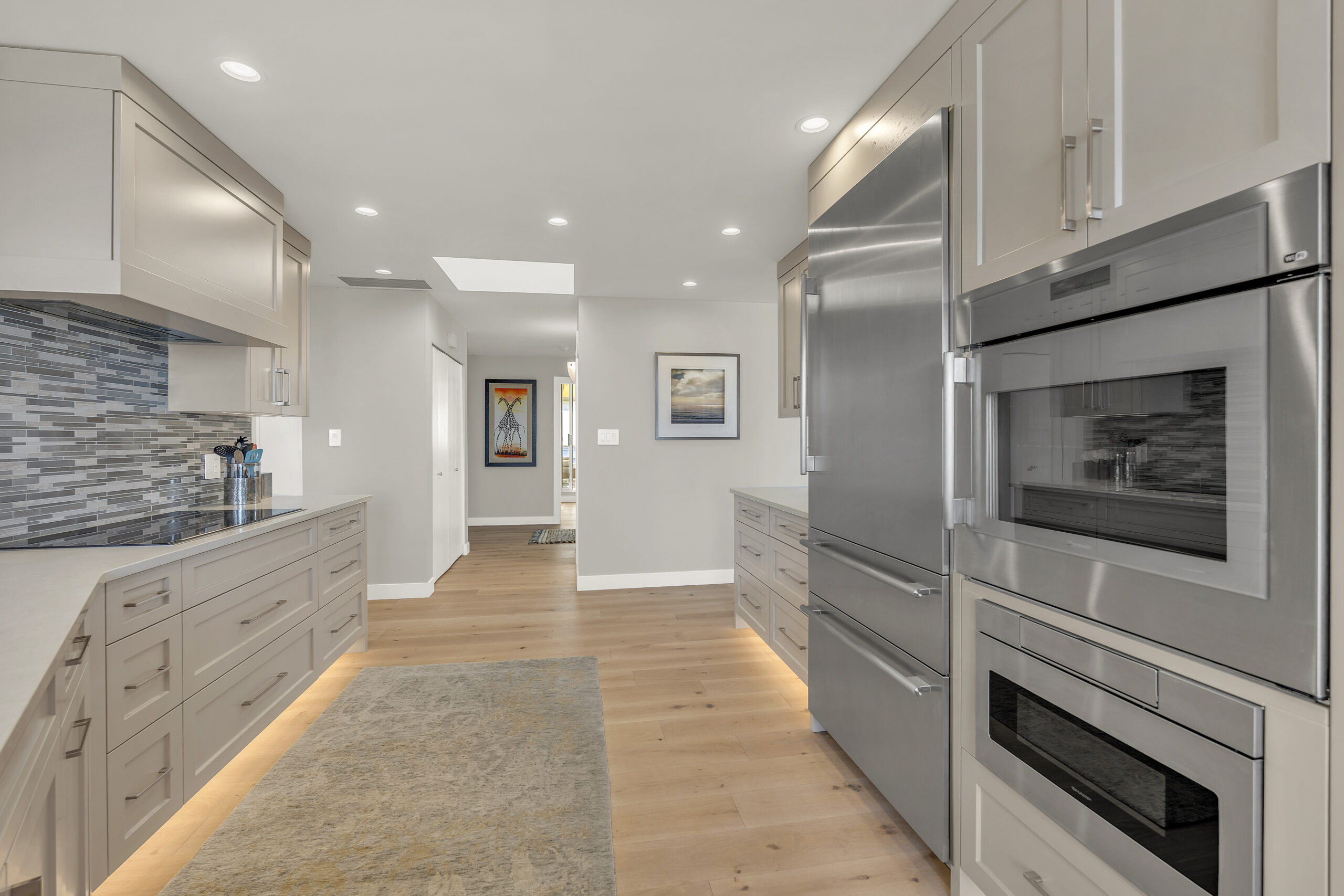 86 Lakeshore Drive 701 Penticton V2A 1B5