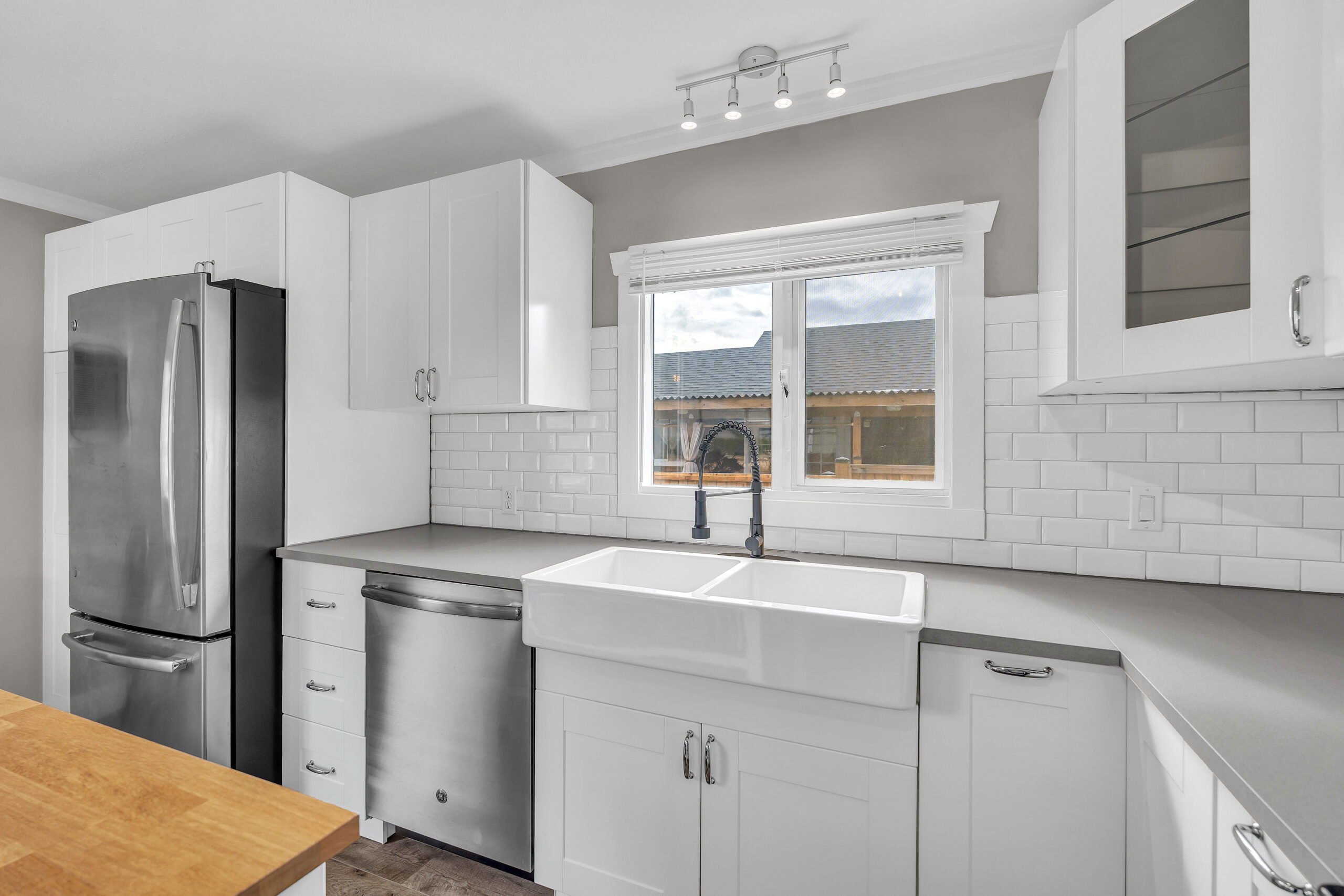 5899 Okanagan Street Oliver V0H 1T0