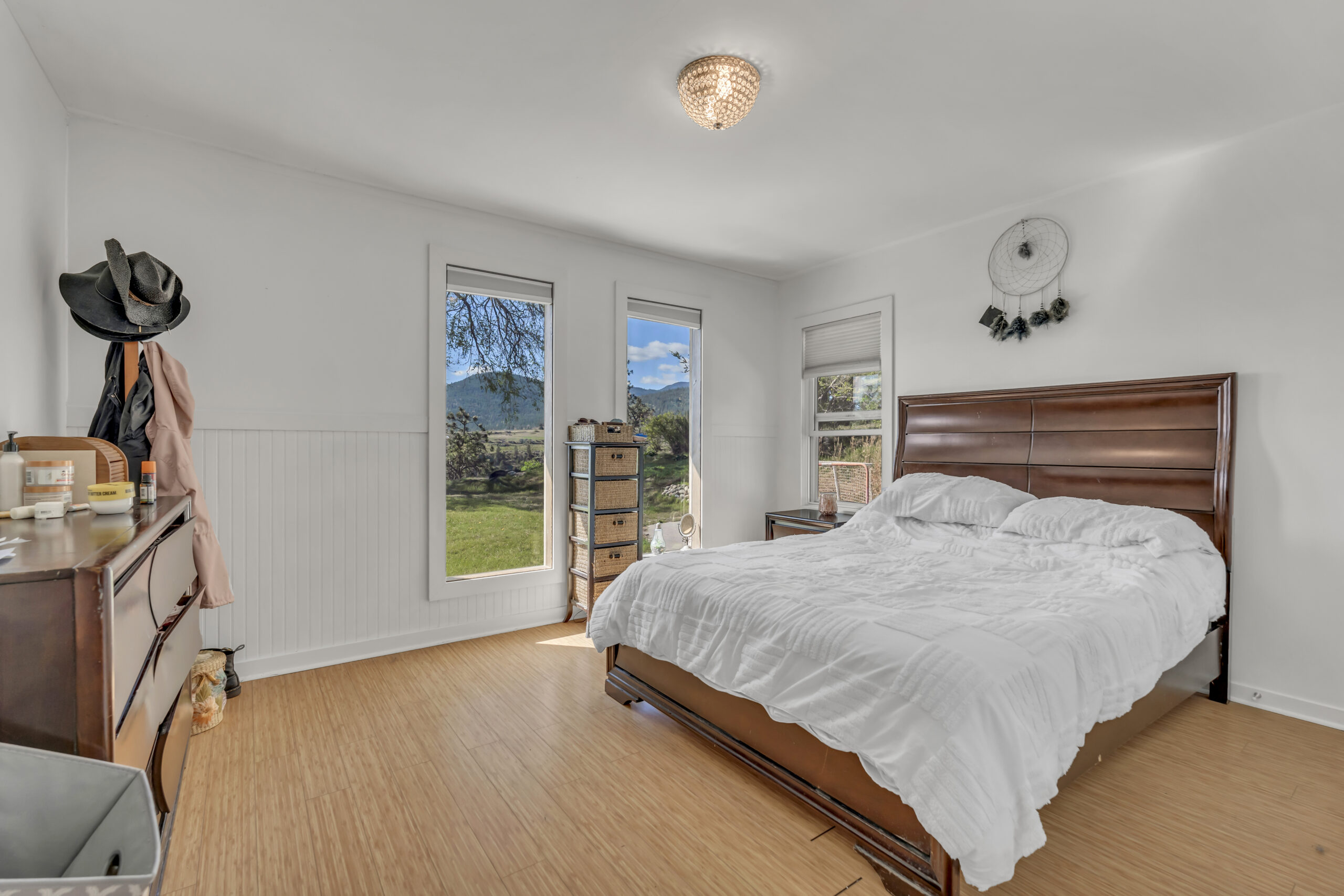 3909 Gartrell Road Summerland V0H 1Z4