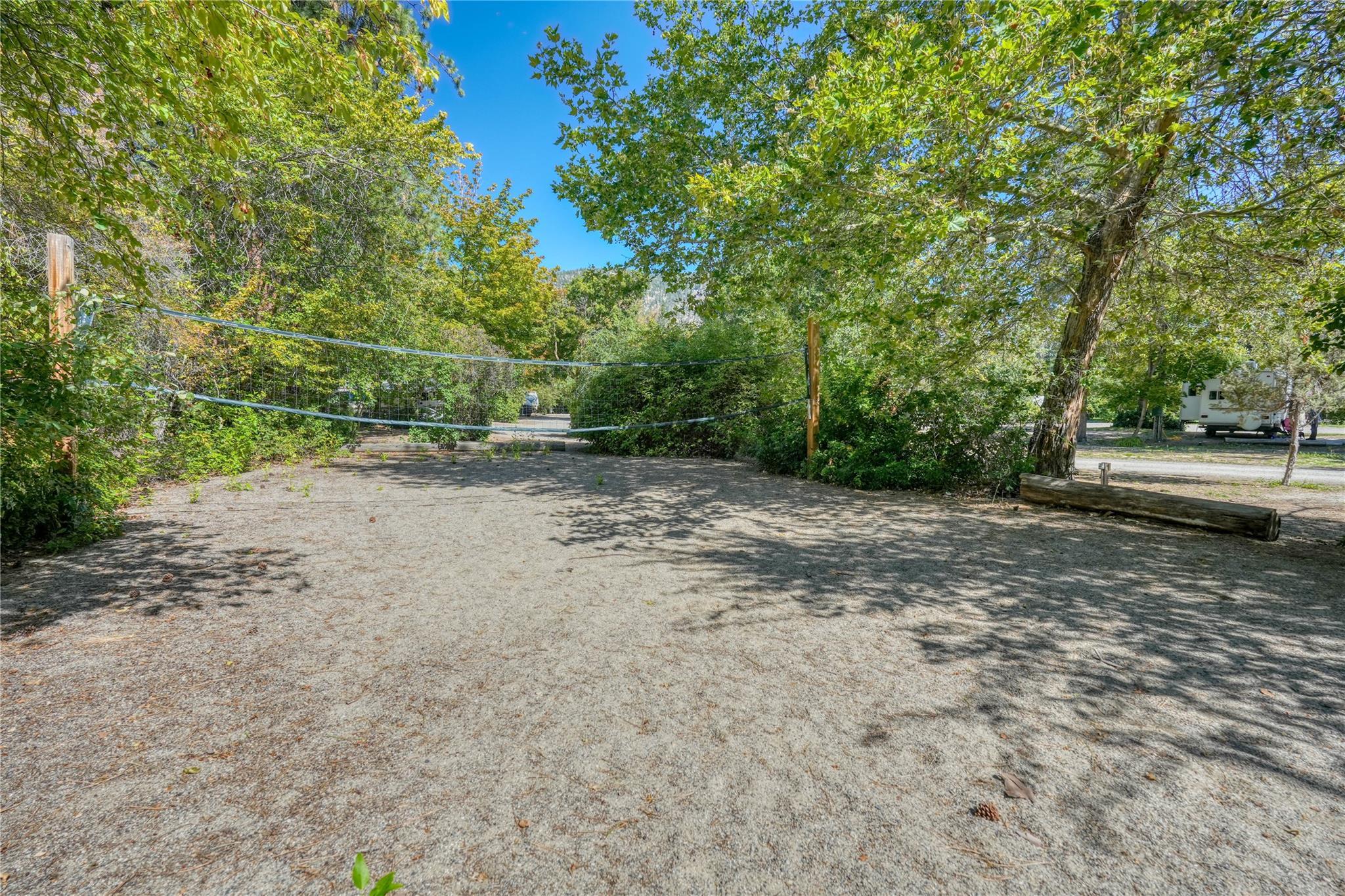 3960 Beach Avenue Peachland V0H 1X1