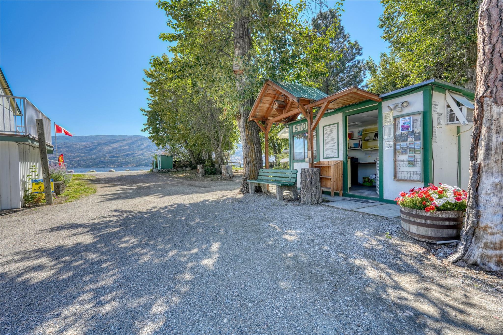 3960 Beach Avenue Peachland V0H 1X1