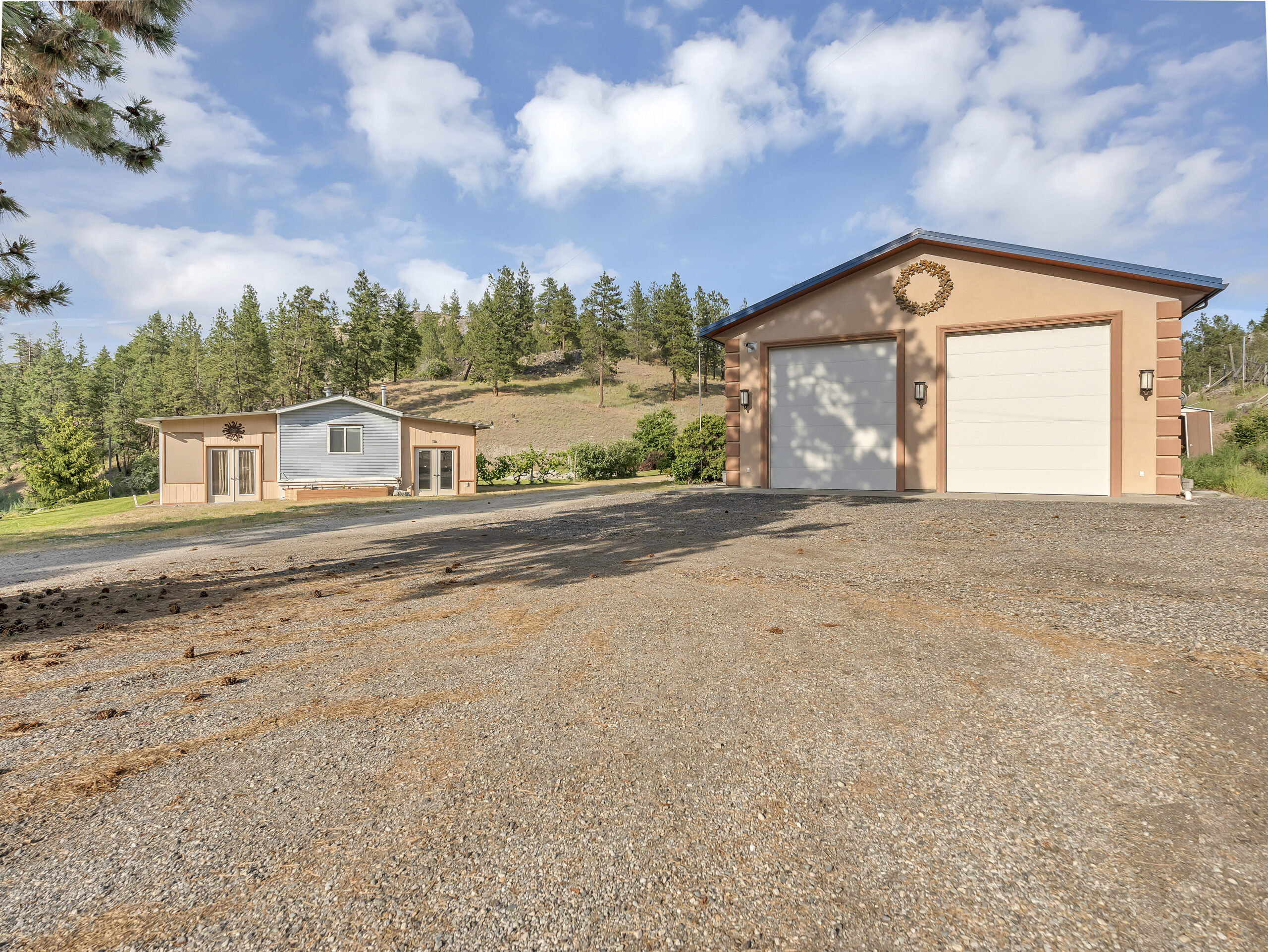 1788 Willowbrook Road Oliver V0H 1T5