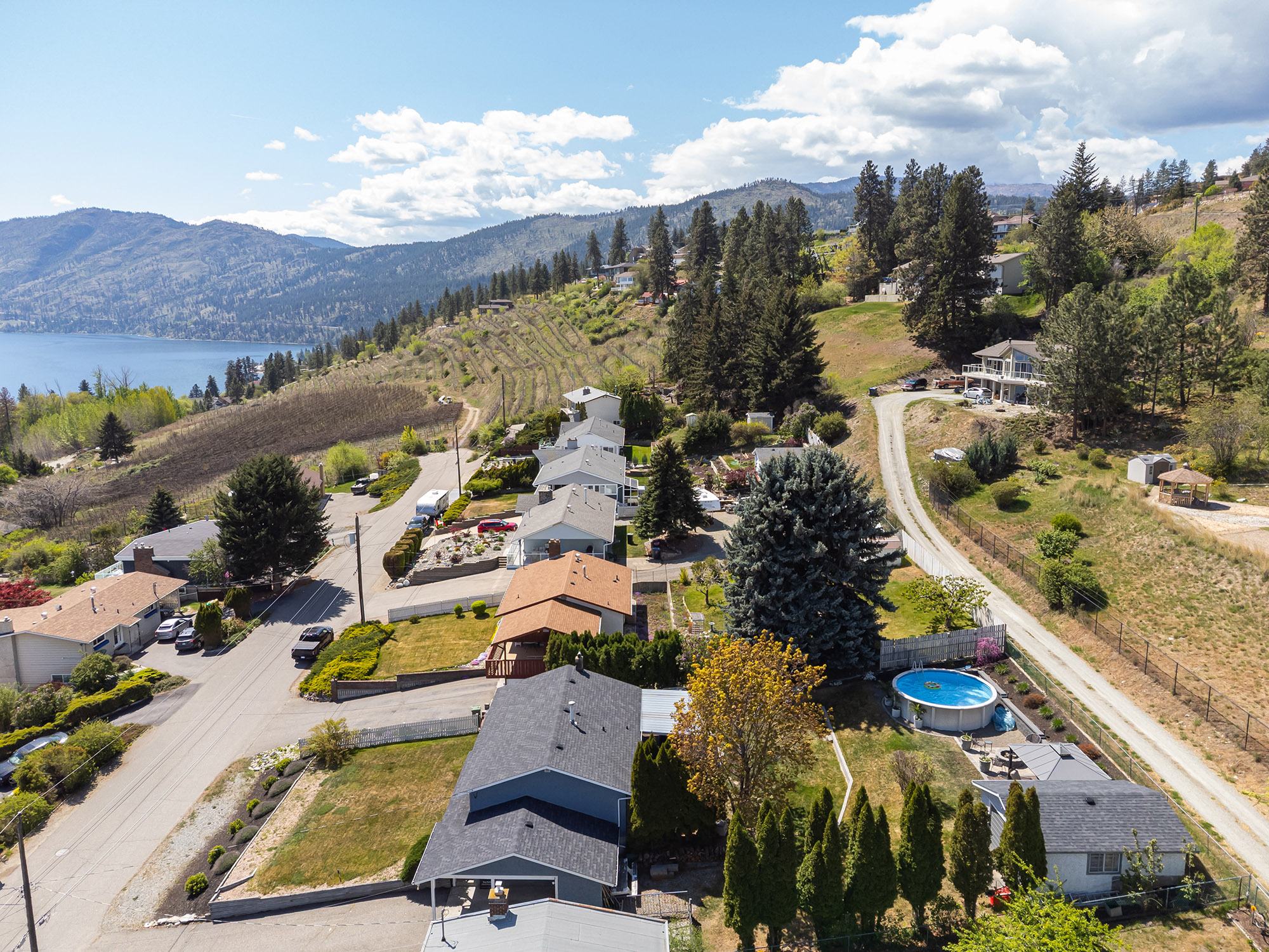 6132 Wilson Road Peachland V0H 1X7