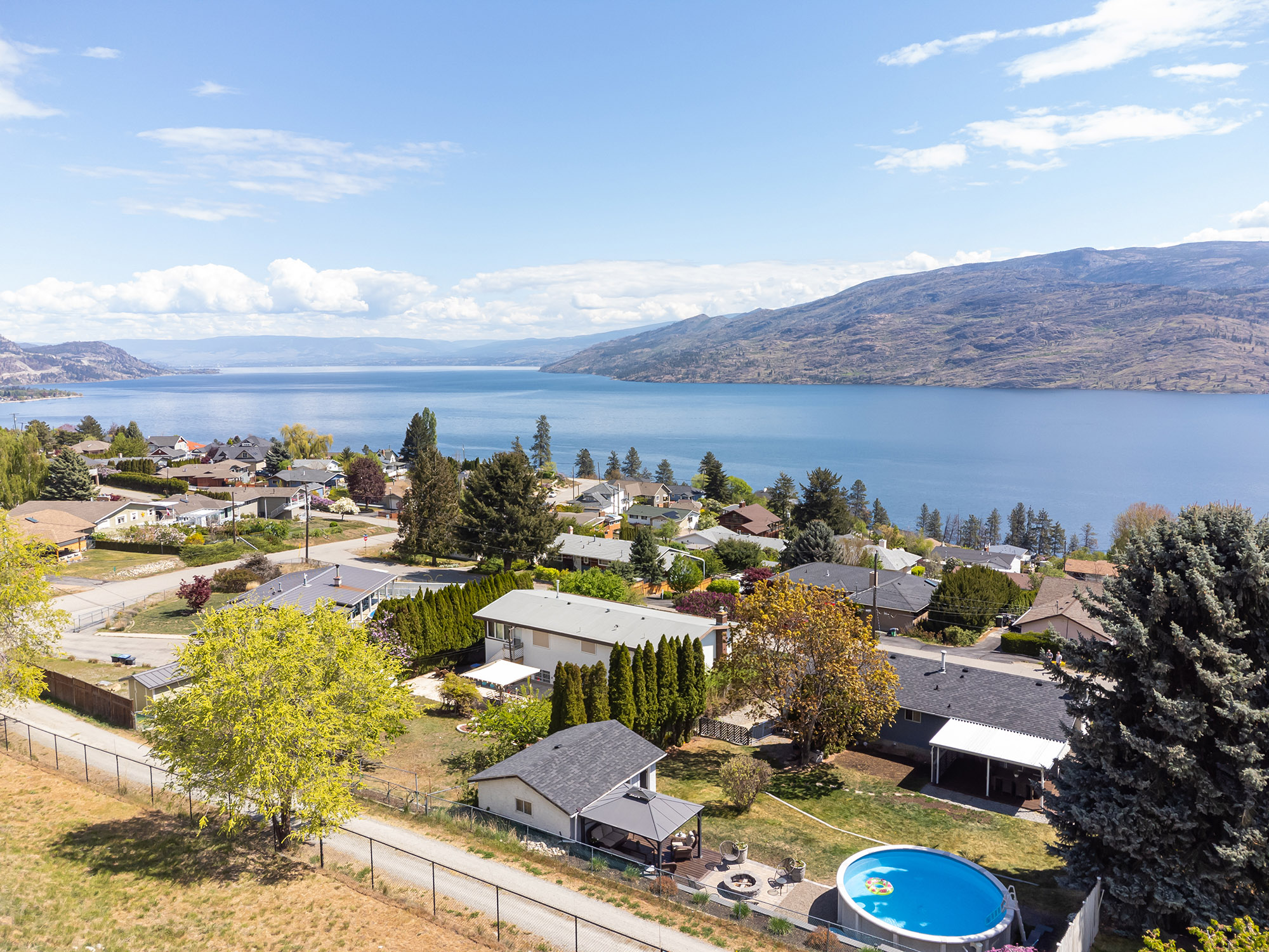 6132 Wilson Road Peachland V0H 1X7
