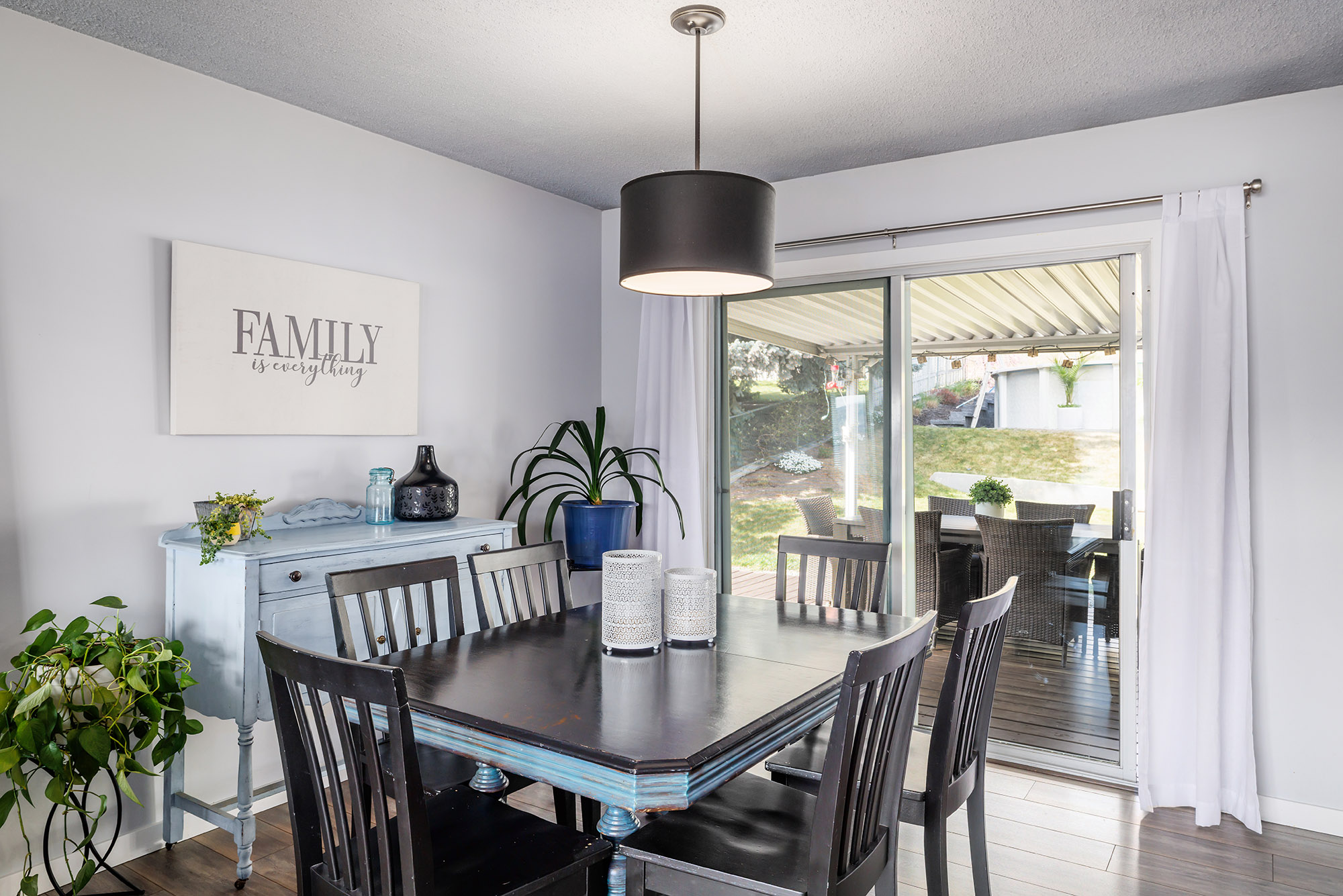 6132 Wilson Road Peachland V0H 1X7