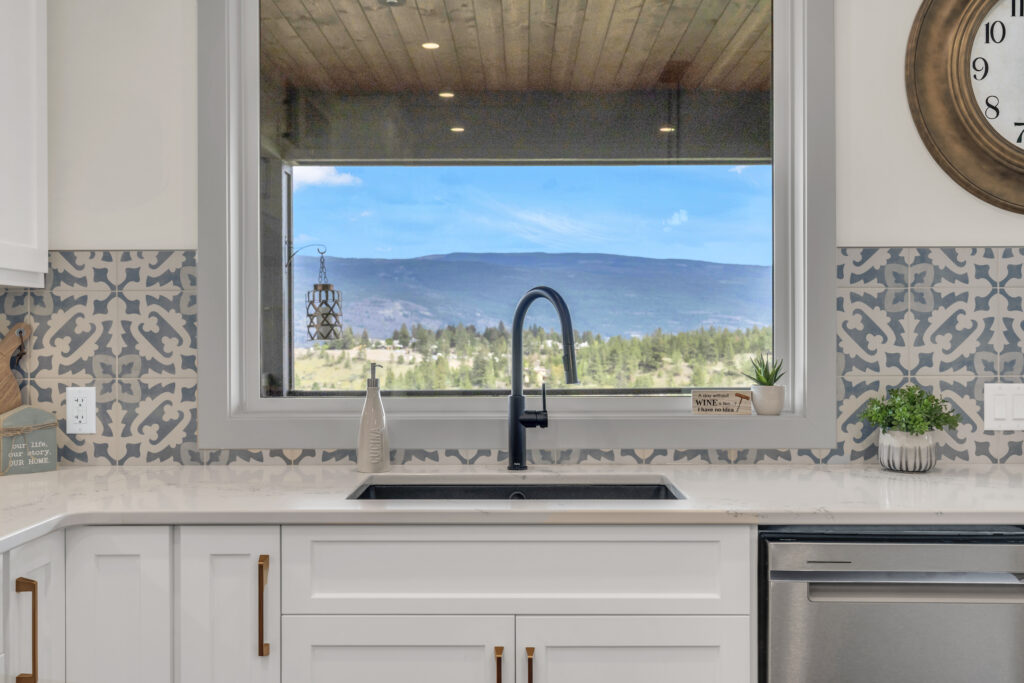 17439 Sanborn Street Summerland V0H 1Z3