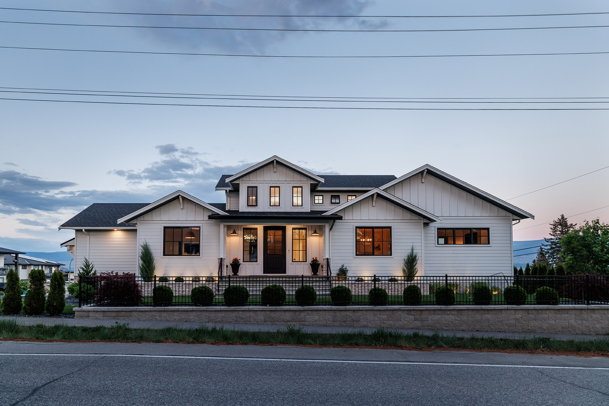 715 Lake Court West Kelowna V1Z 1H6