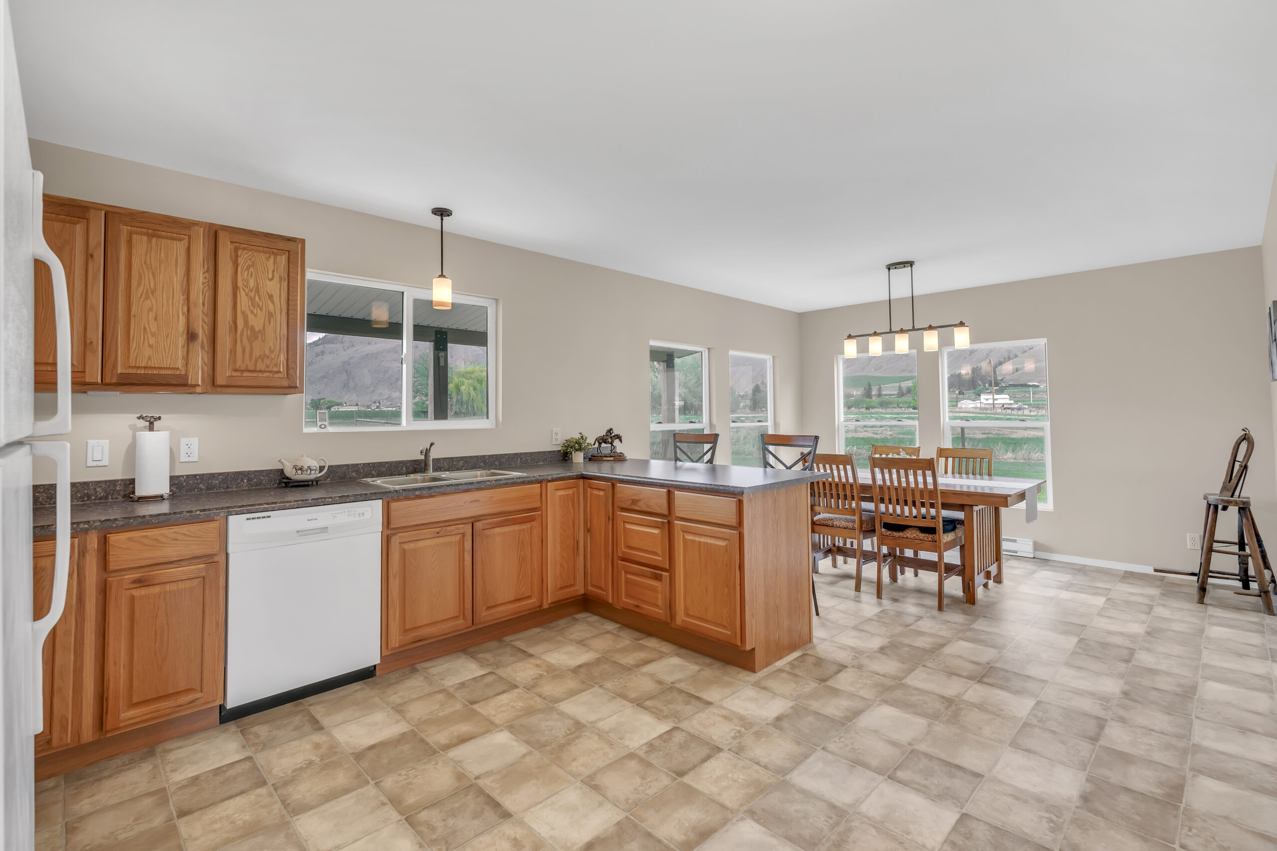 1911 Stewart Road Cawston V0X 1C1