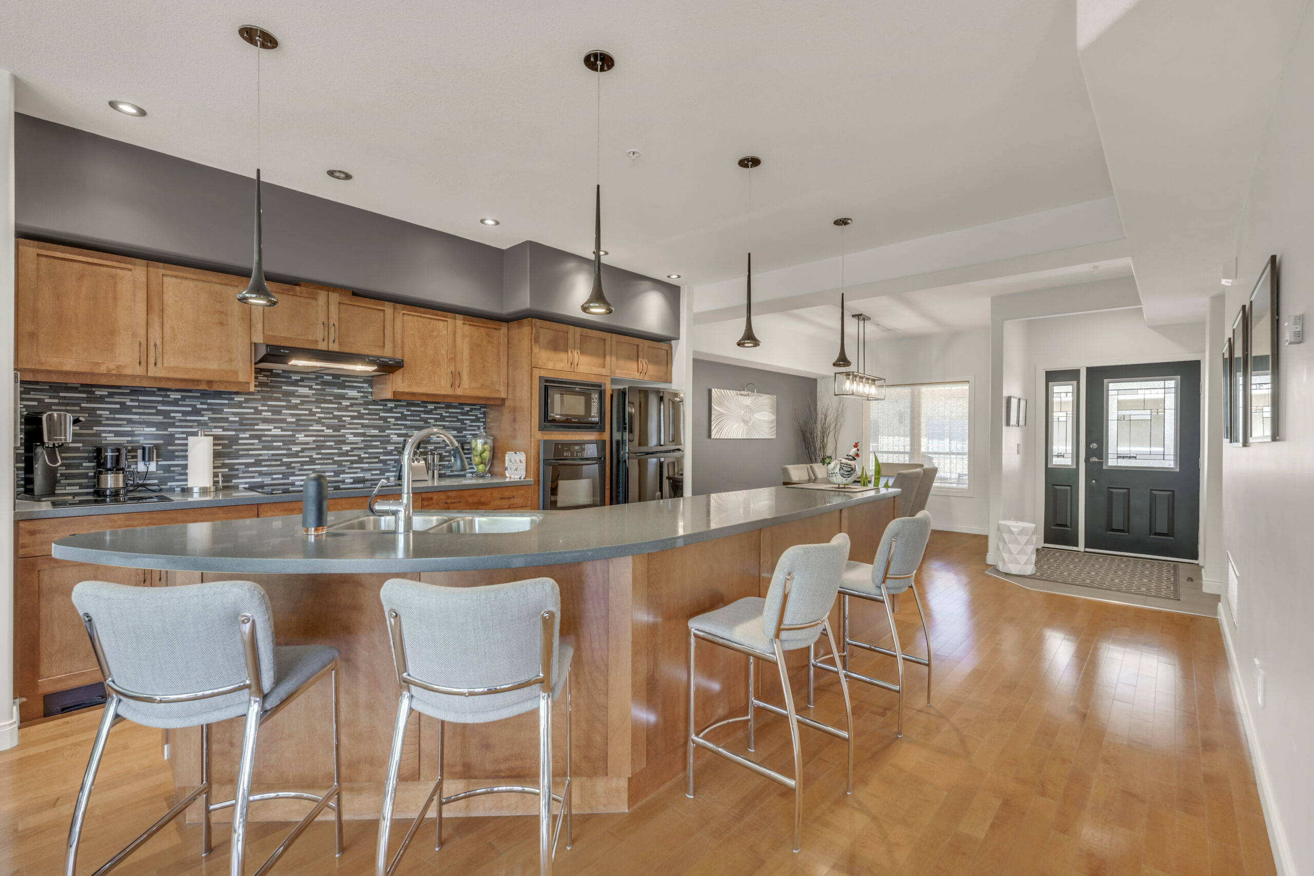 606 Marina Way 606 Penticton V2A 1H4