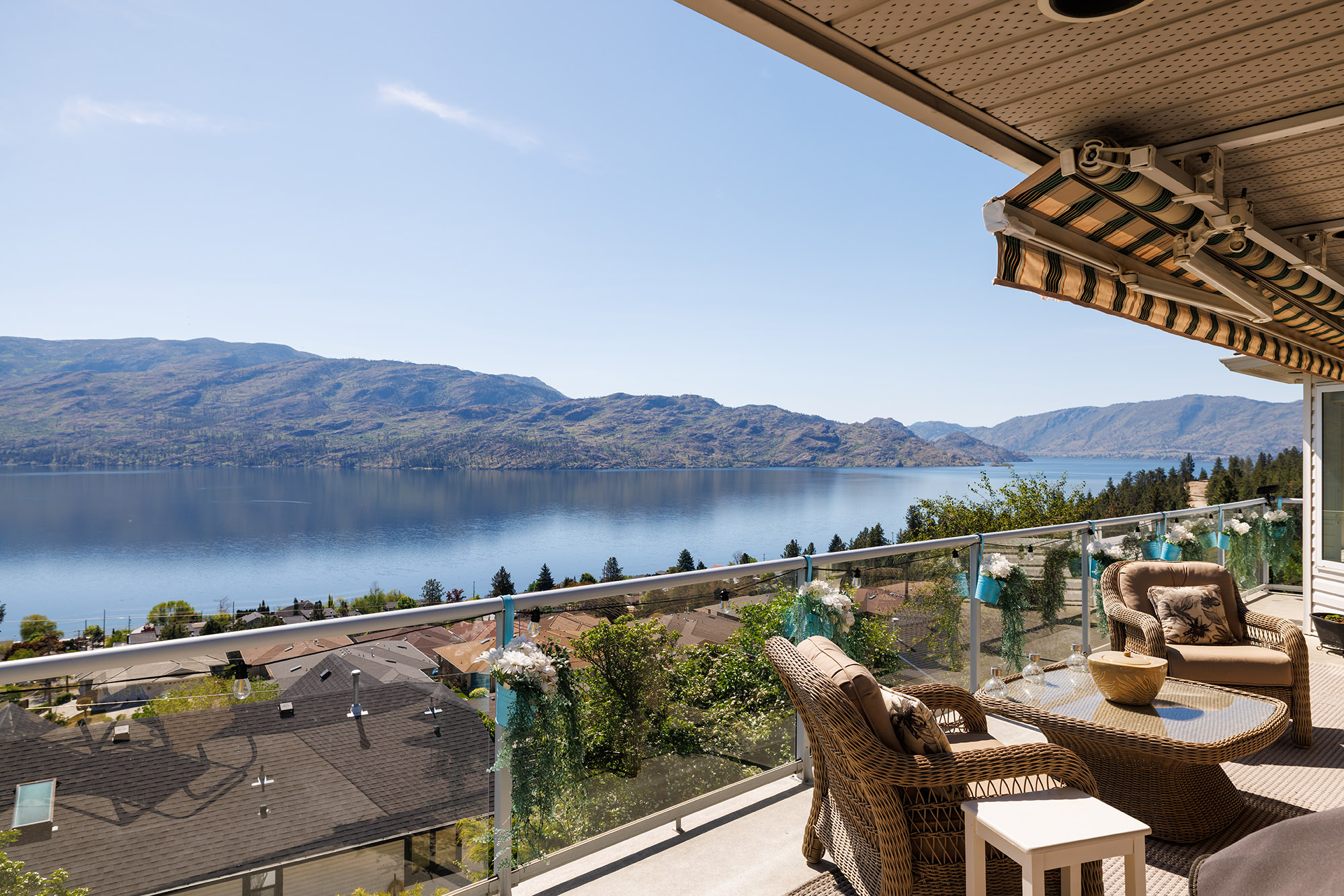 5273 Sutherland Road Peachland V0H 1X2