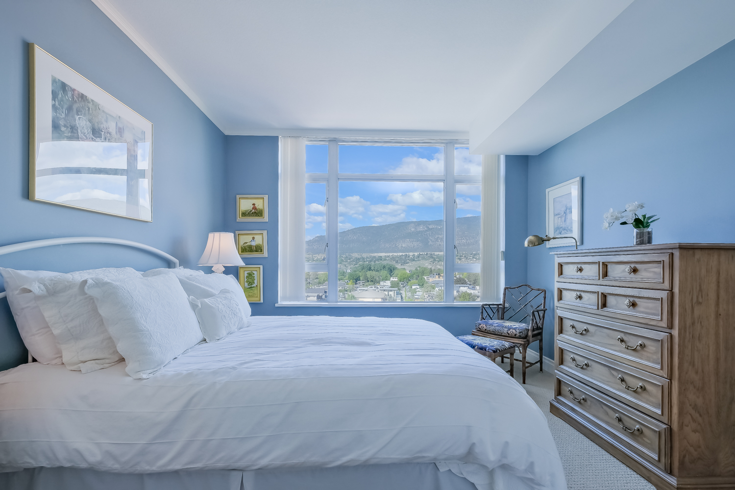 160 Lakeshore Drive 1007 Penticton V2A 9C2