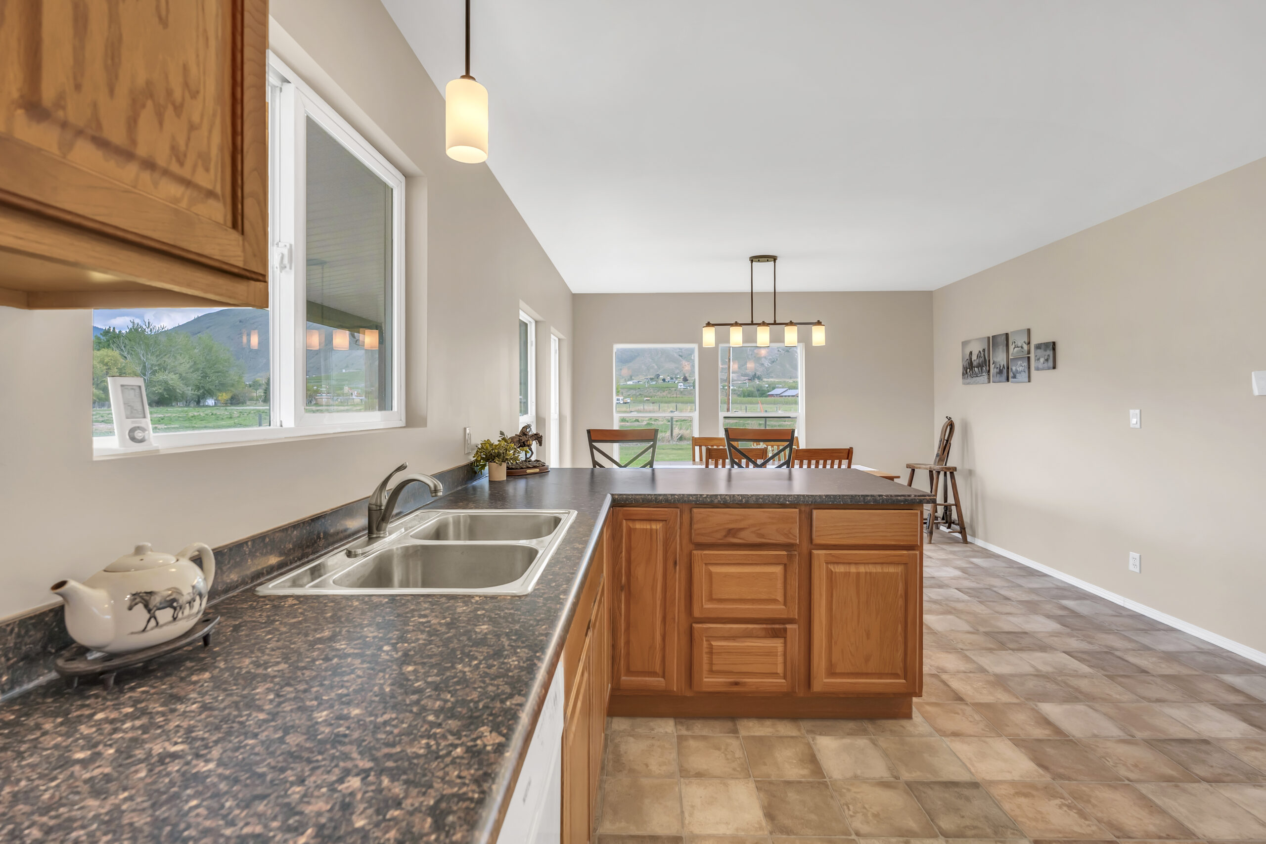 1911 Stewart Road Cawston V0X 1C1