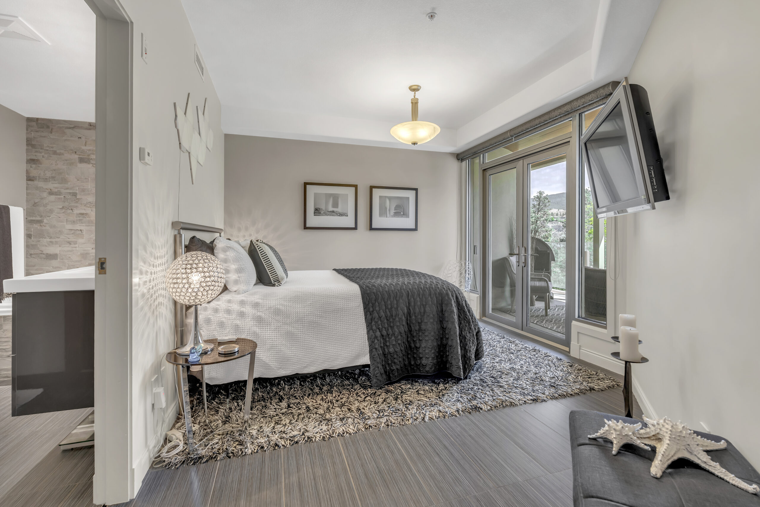 606 Marina Way 606 Penticton V2A 1H4