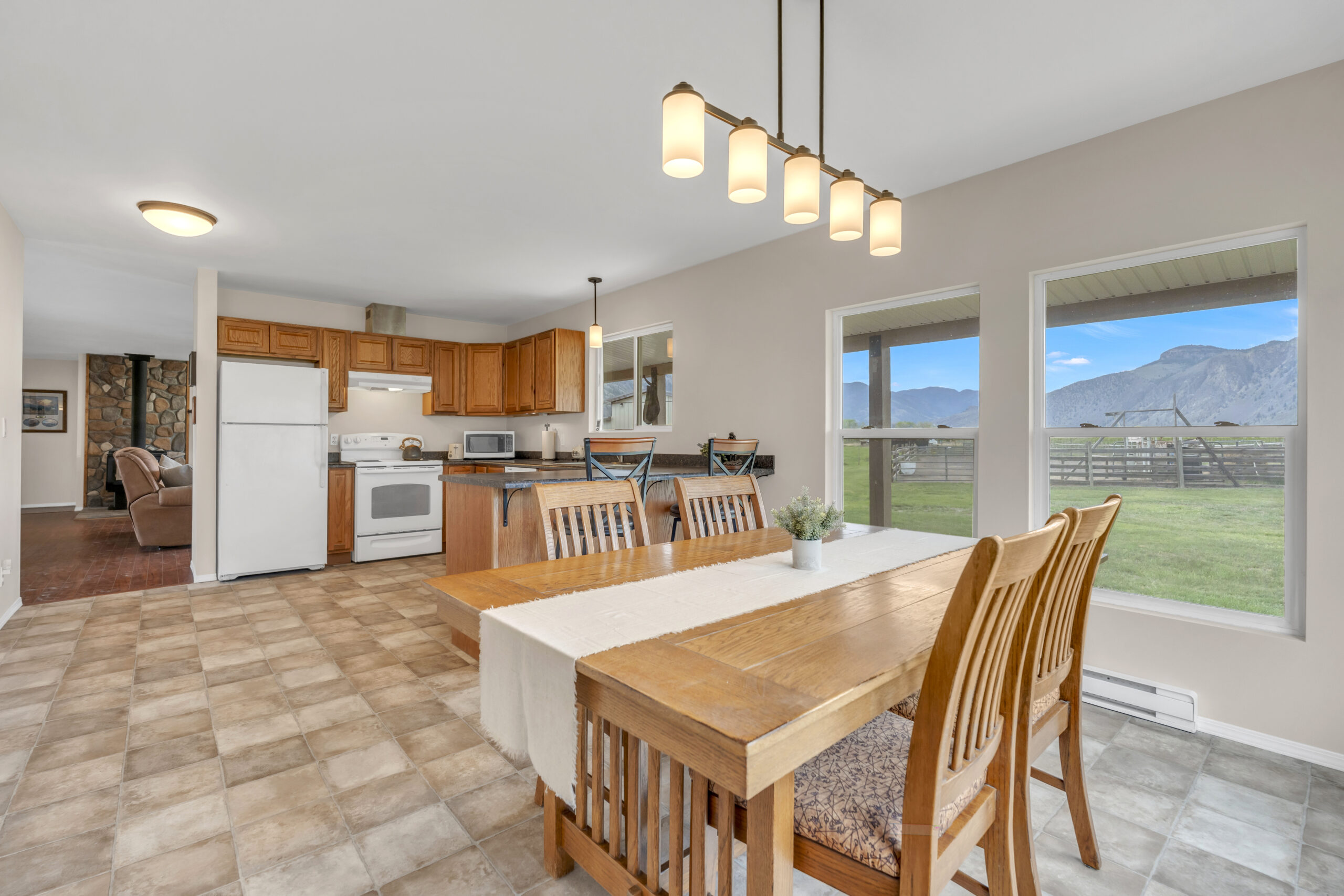 1911 Stewart Road Cawston V0X 1C1