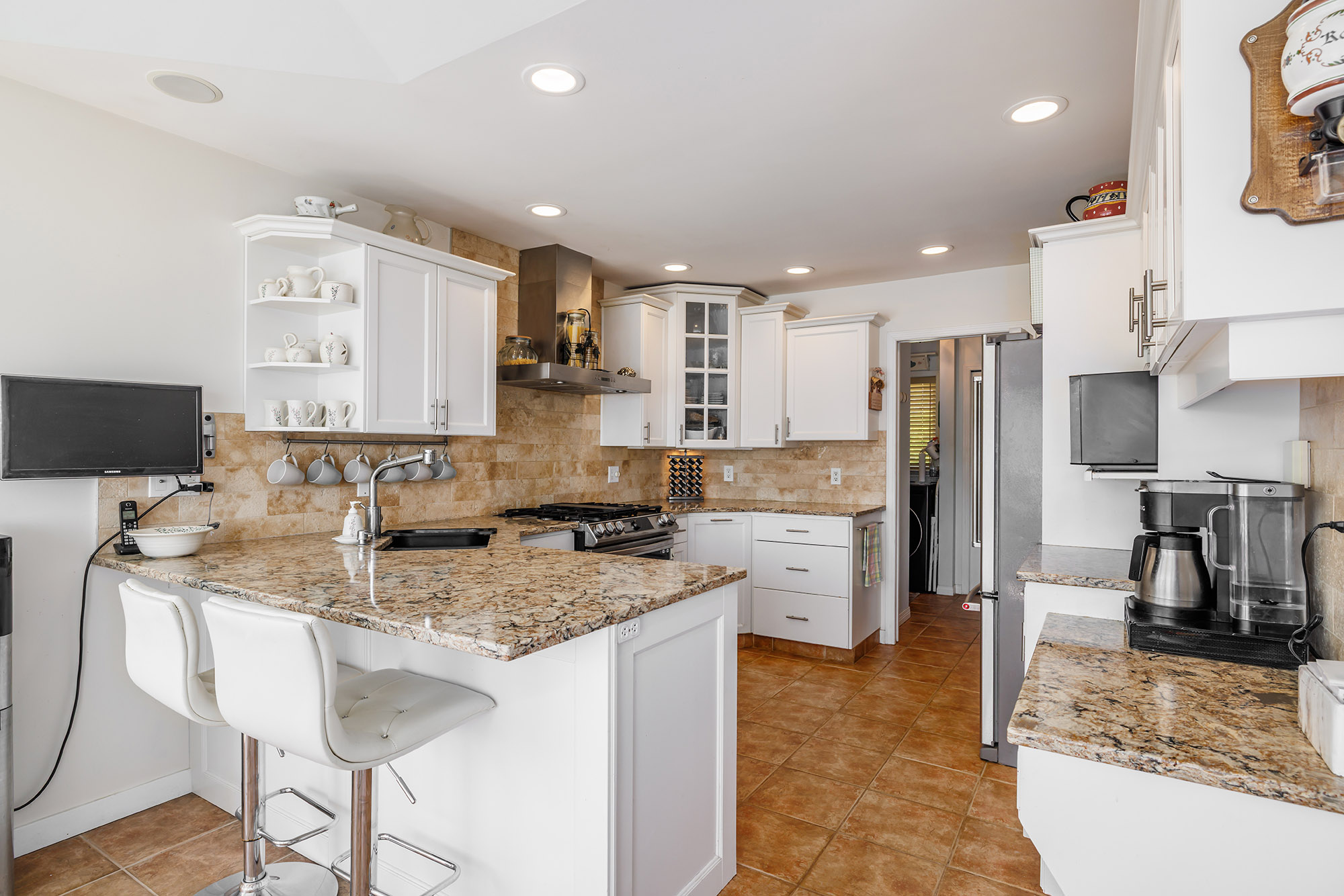 5273 Sutherland Road Peachland V0H 1X2