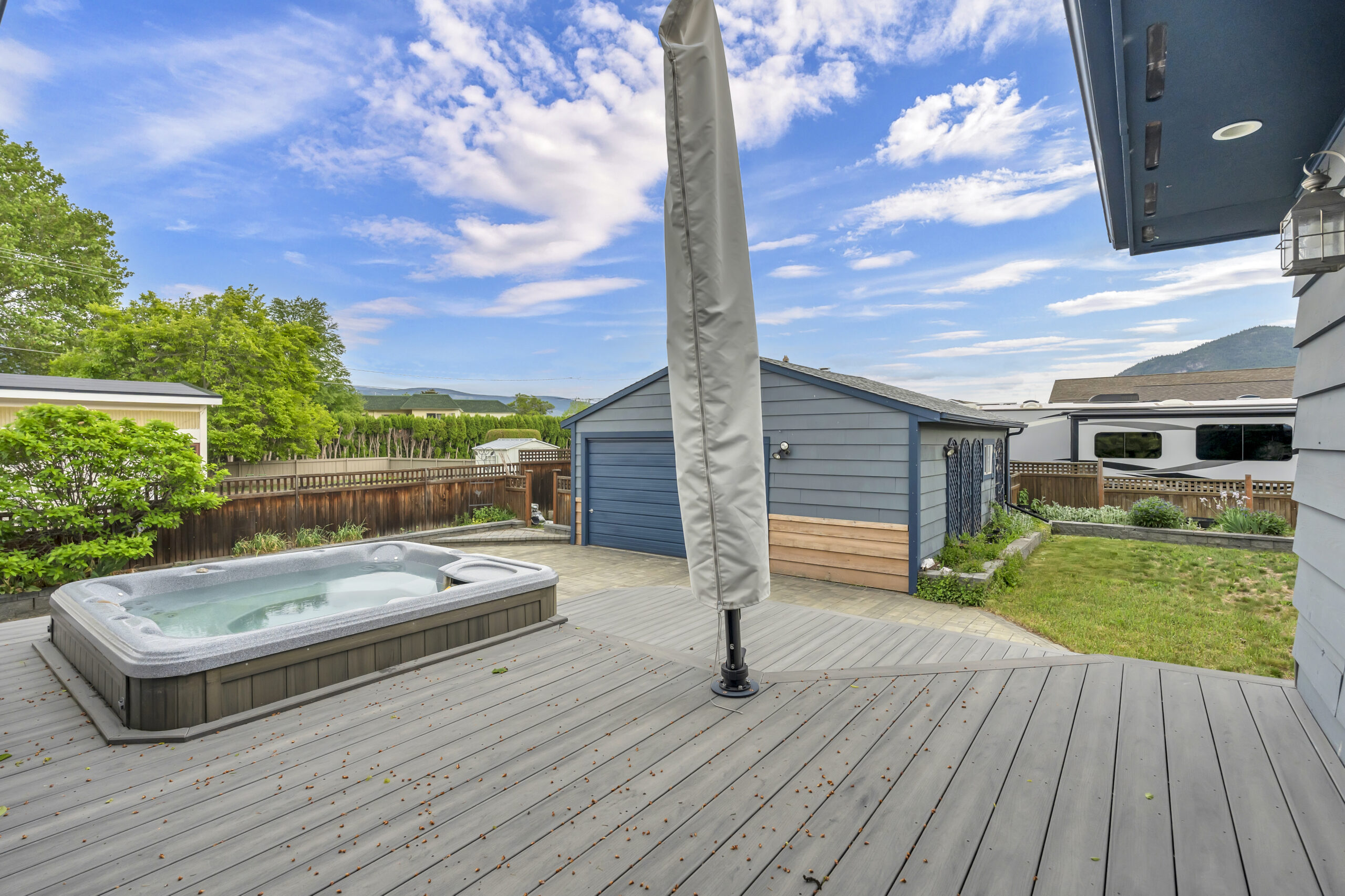 2301 Tait Street Summerland V0H 1Z4