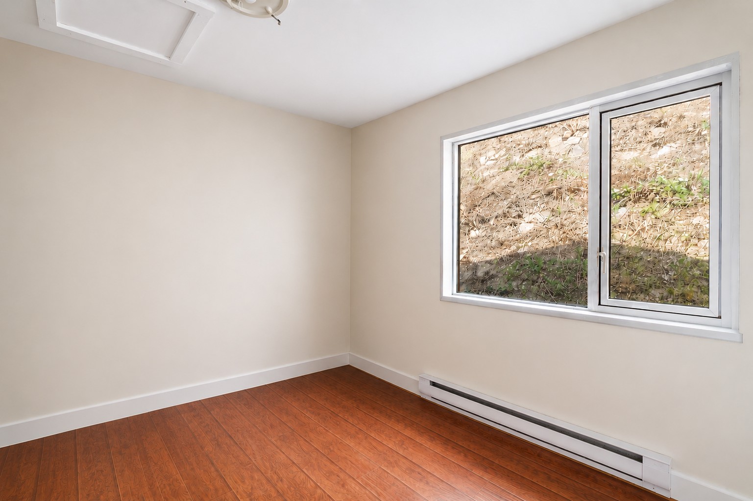 6261 Renfrew Road Peachland V0H 1X7