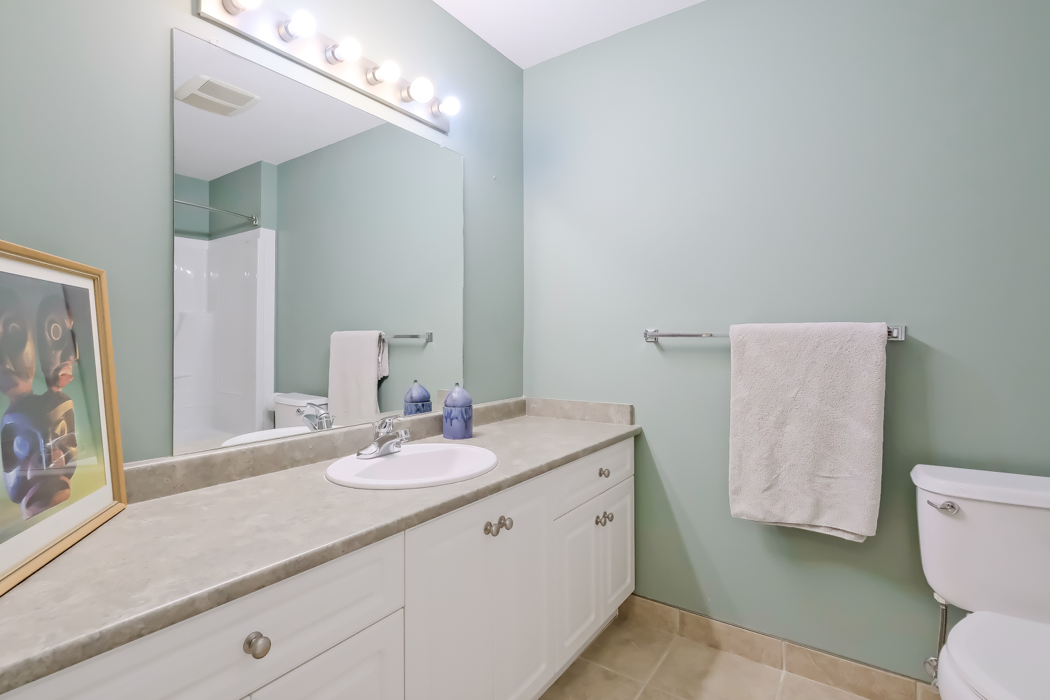 2285 Atkinson Street 705 Penticton V2A 8R7