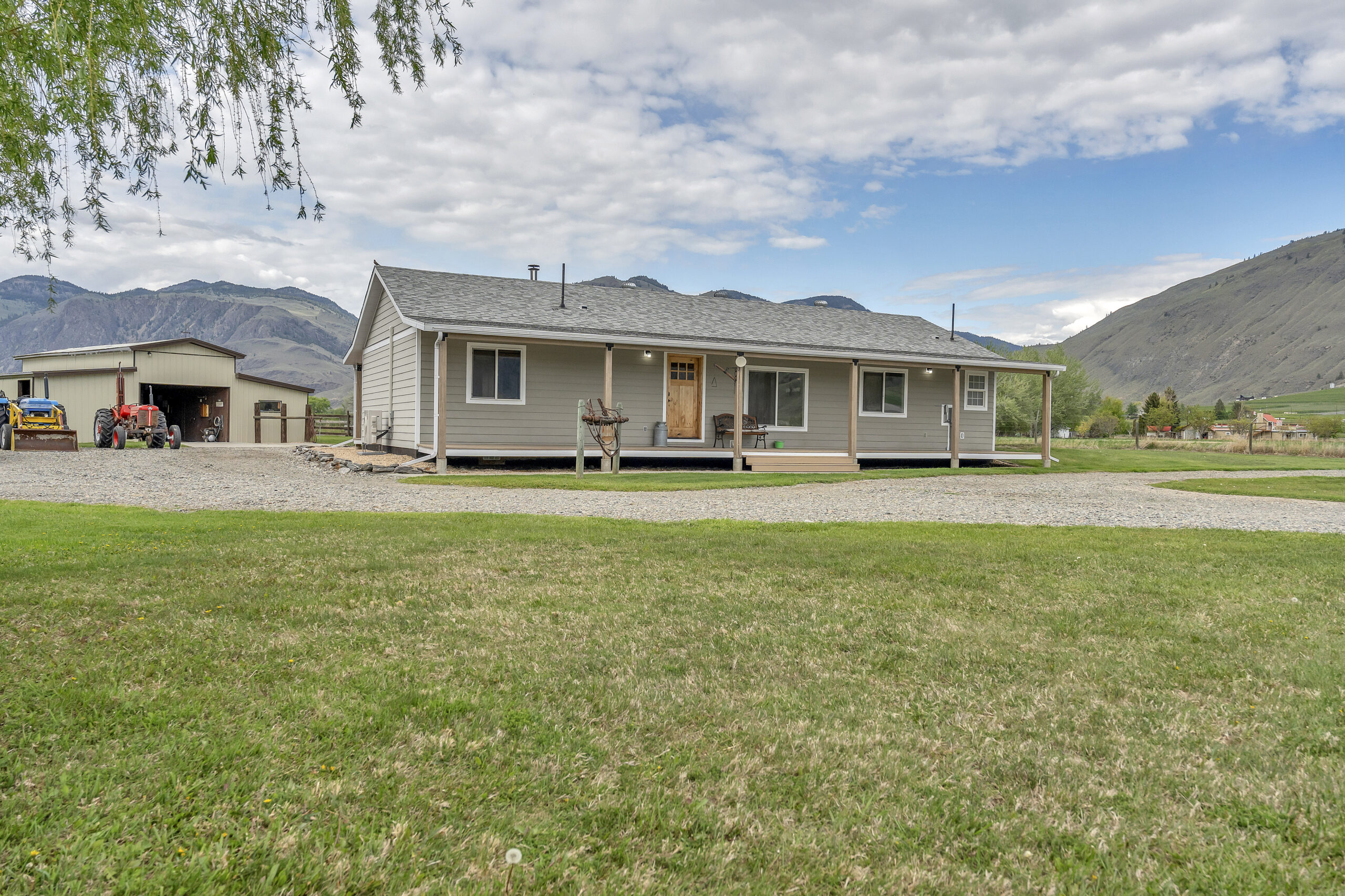 1911 Stewart Road Cawston V0X 1C1