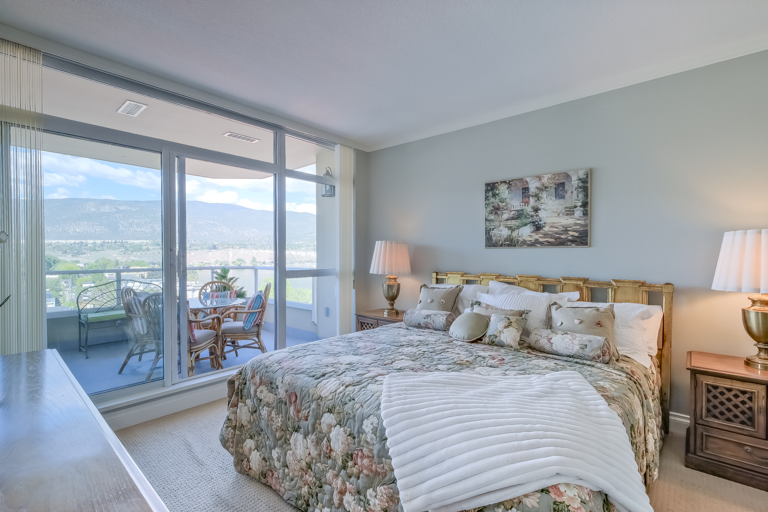 160 Lakeshore Drive 1007 Penticton V2A 9C2