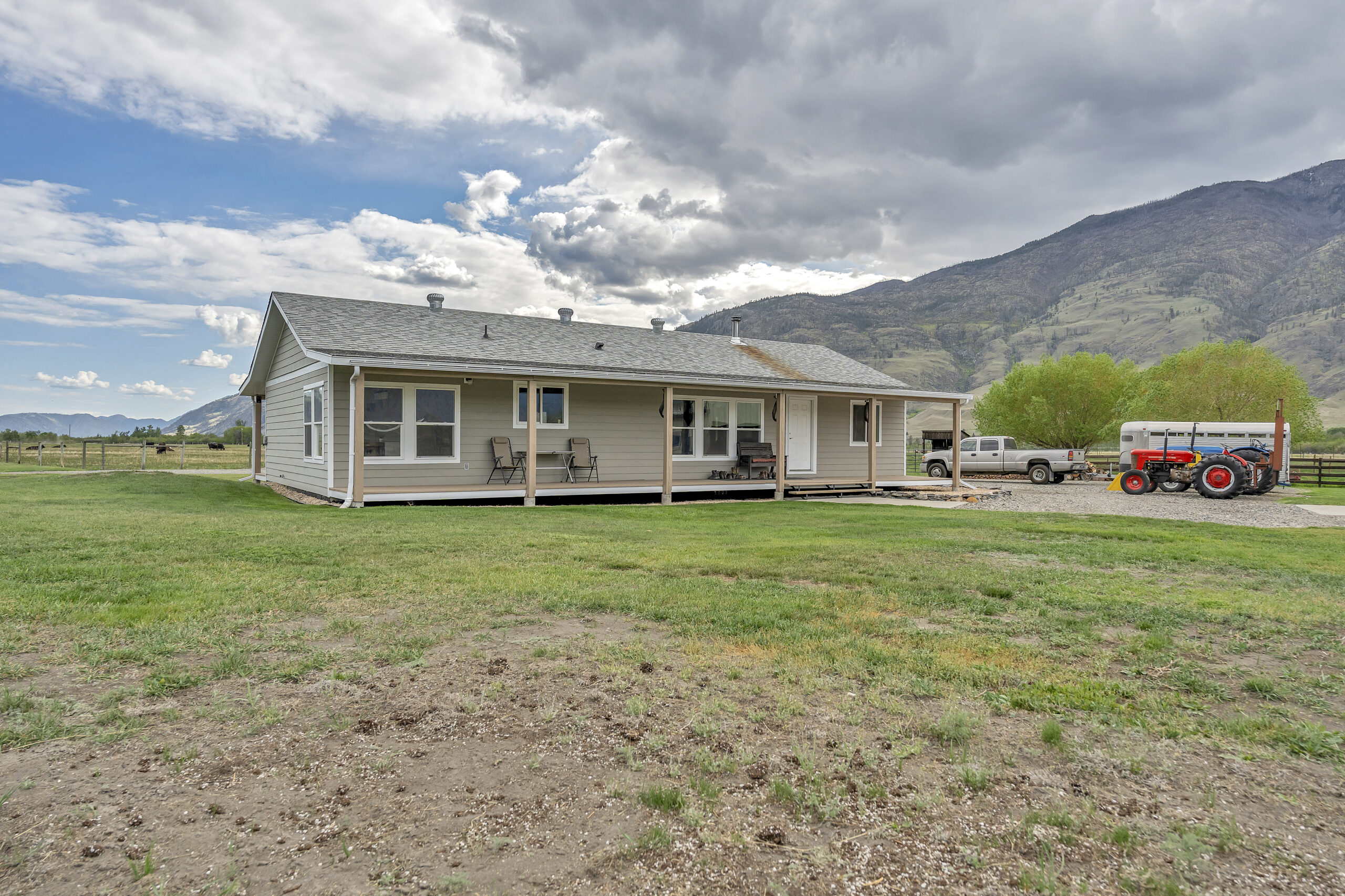 1911 Stewart Road Cawston V0X 1C1