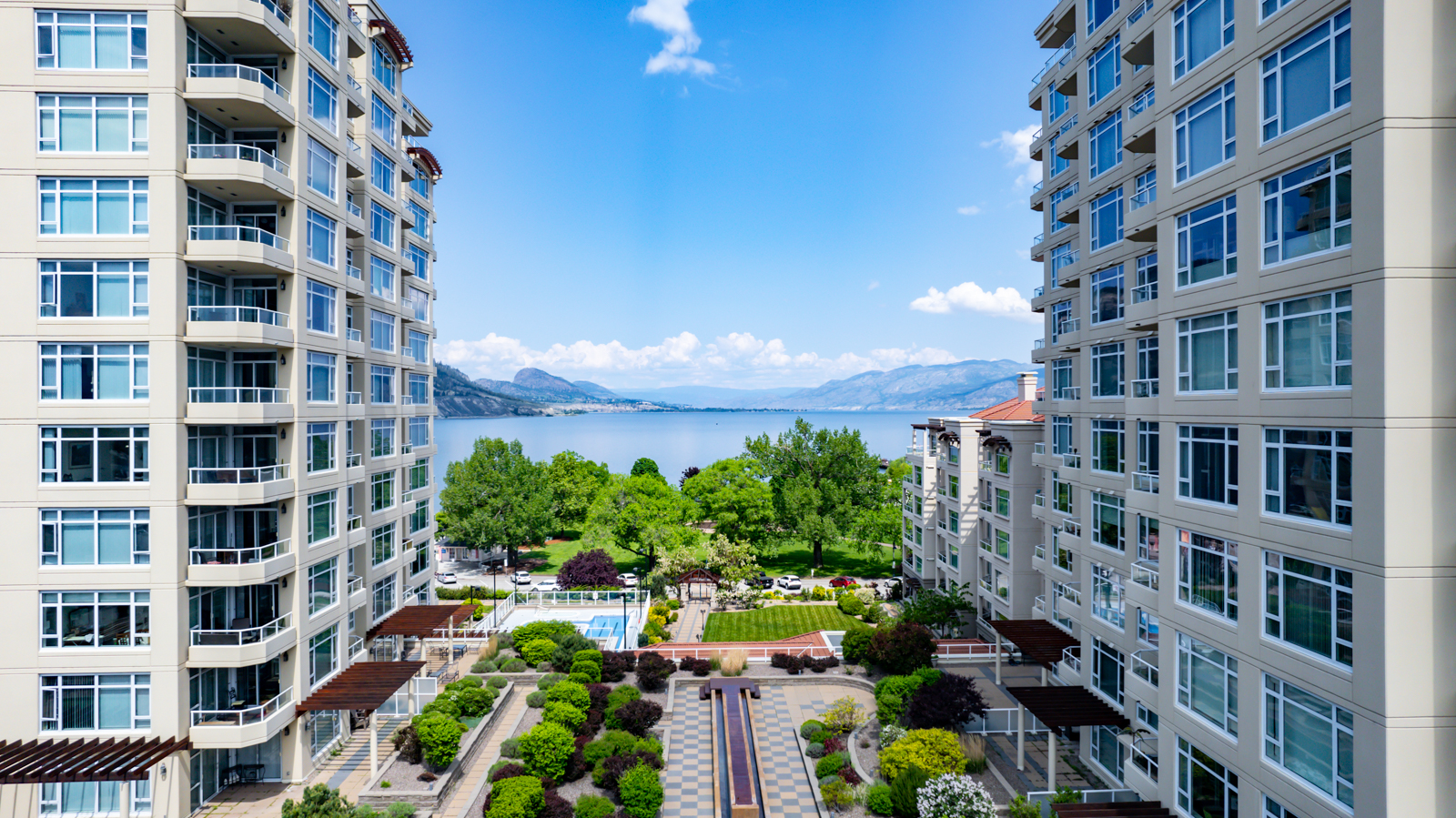 160 Lakeshore Drive 1007 Penticton V2A 9C2