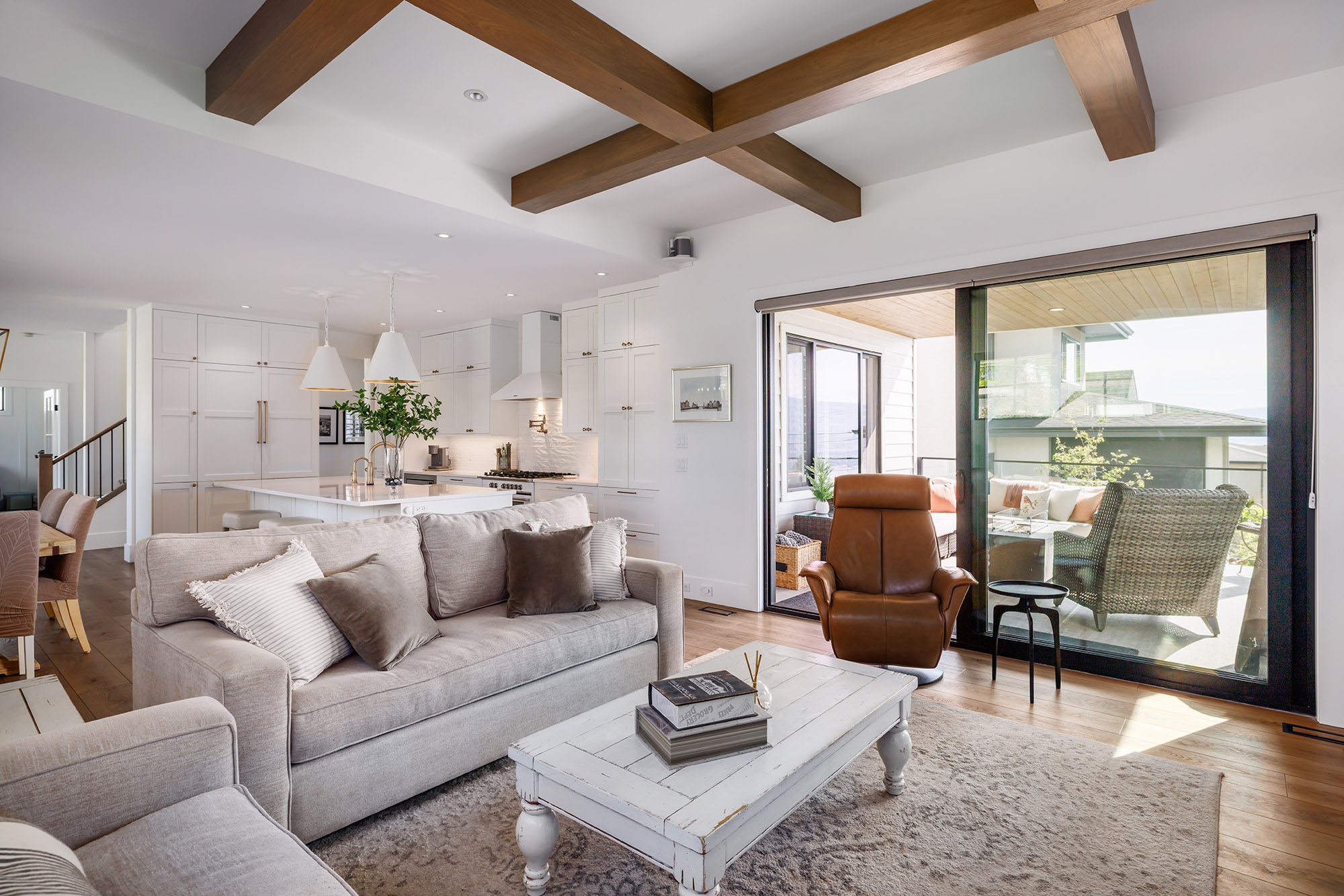 715 Lake Court West Kelowna V1Z 1H6