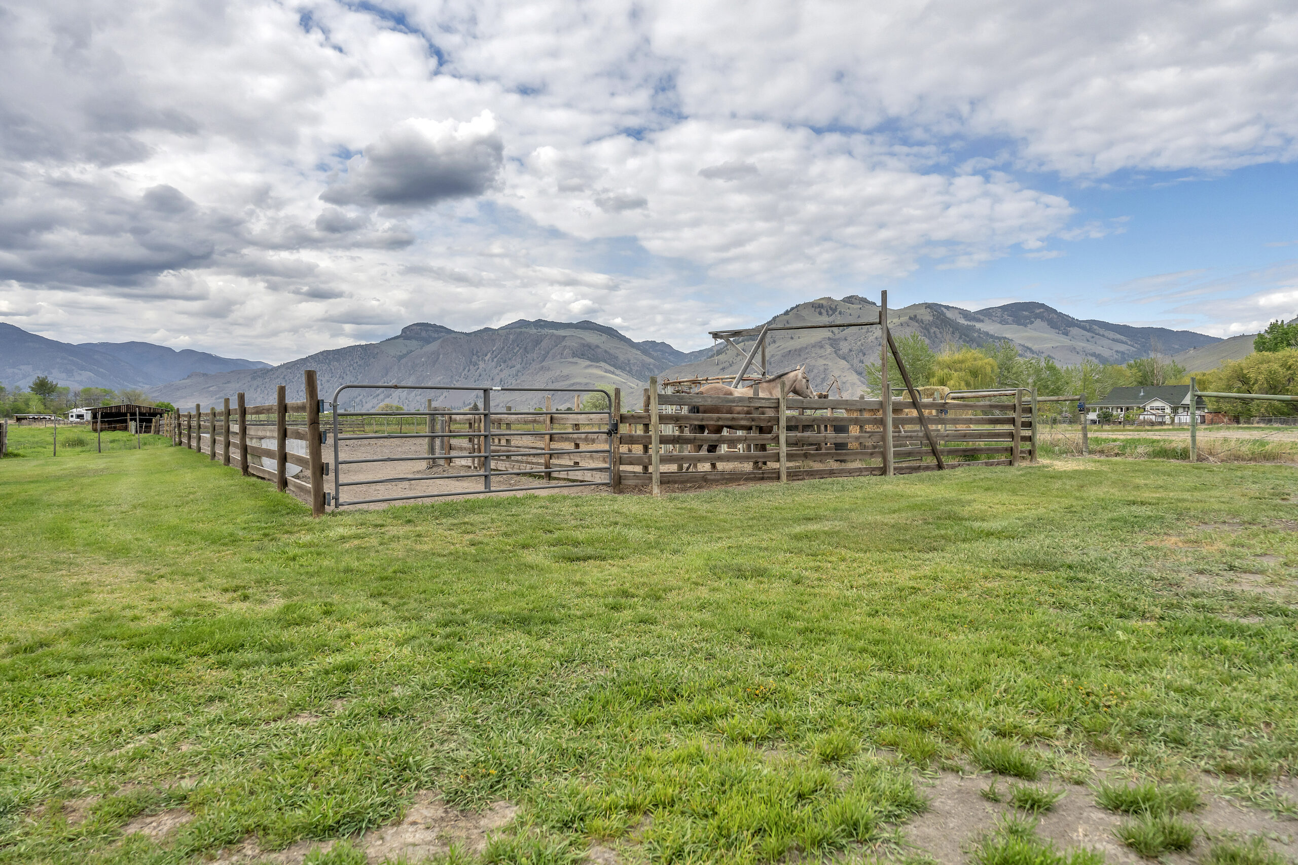 1911 Stewart Road Cawston V0X 1C1