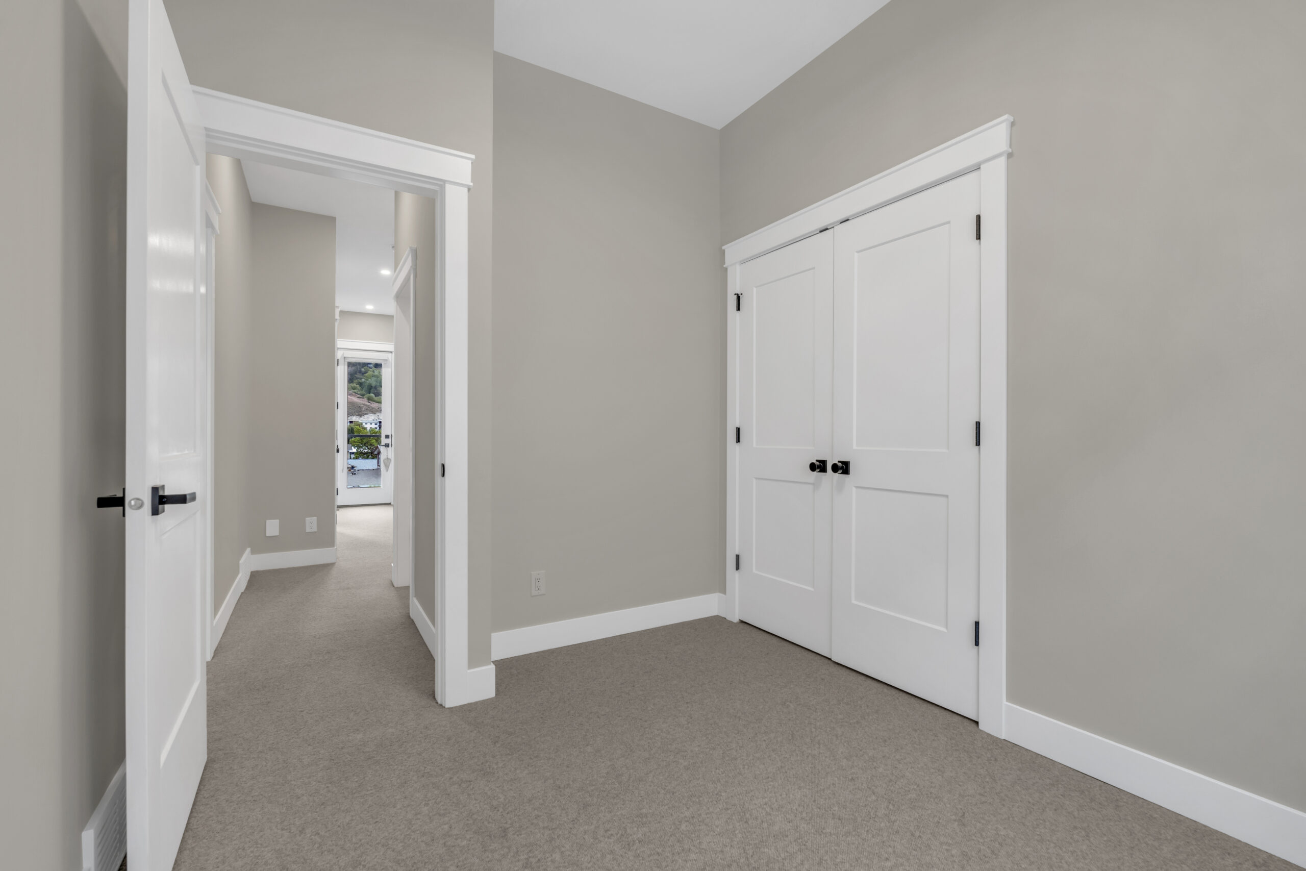 222 Lee Avenue 102 Penticton V2A 0G2
