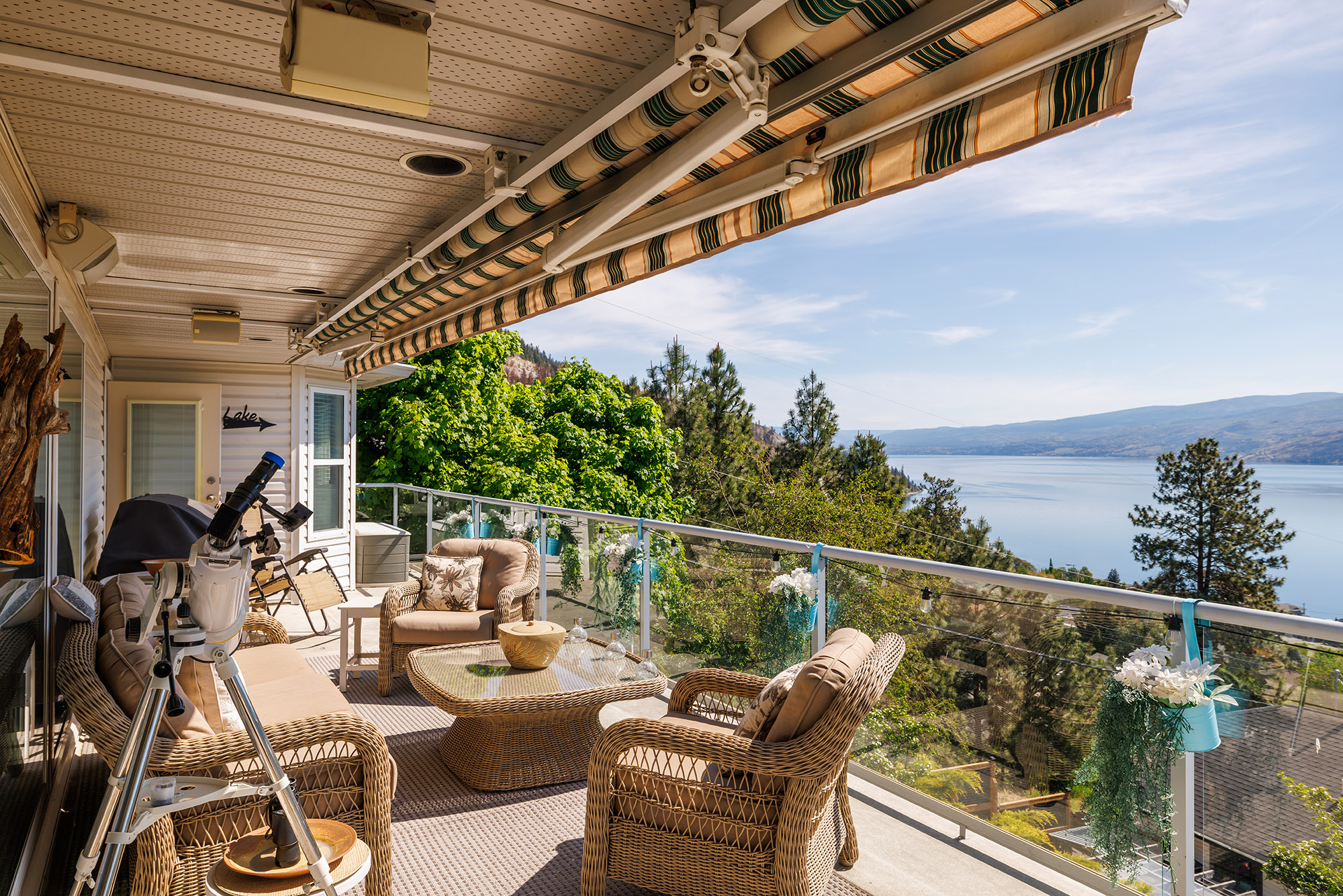 5273 Sutherland Road Peachland V0H 1X2