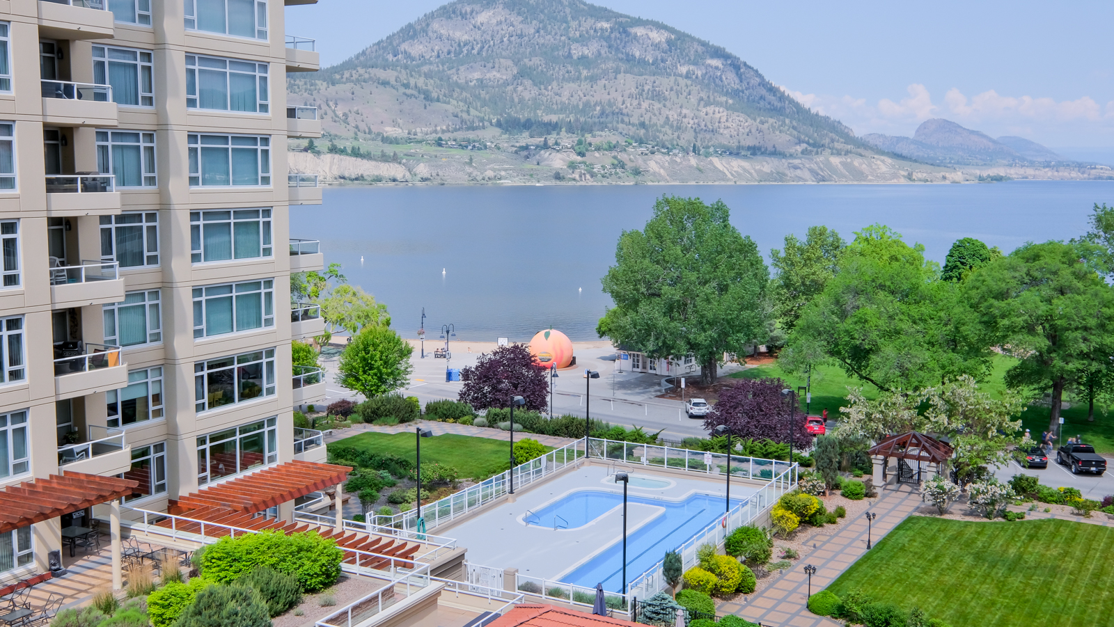 160 Lakeshore Drive 1007 Penticton V2A 9C2