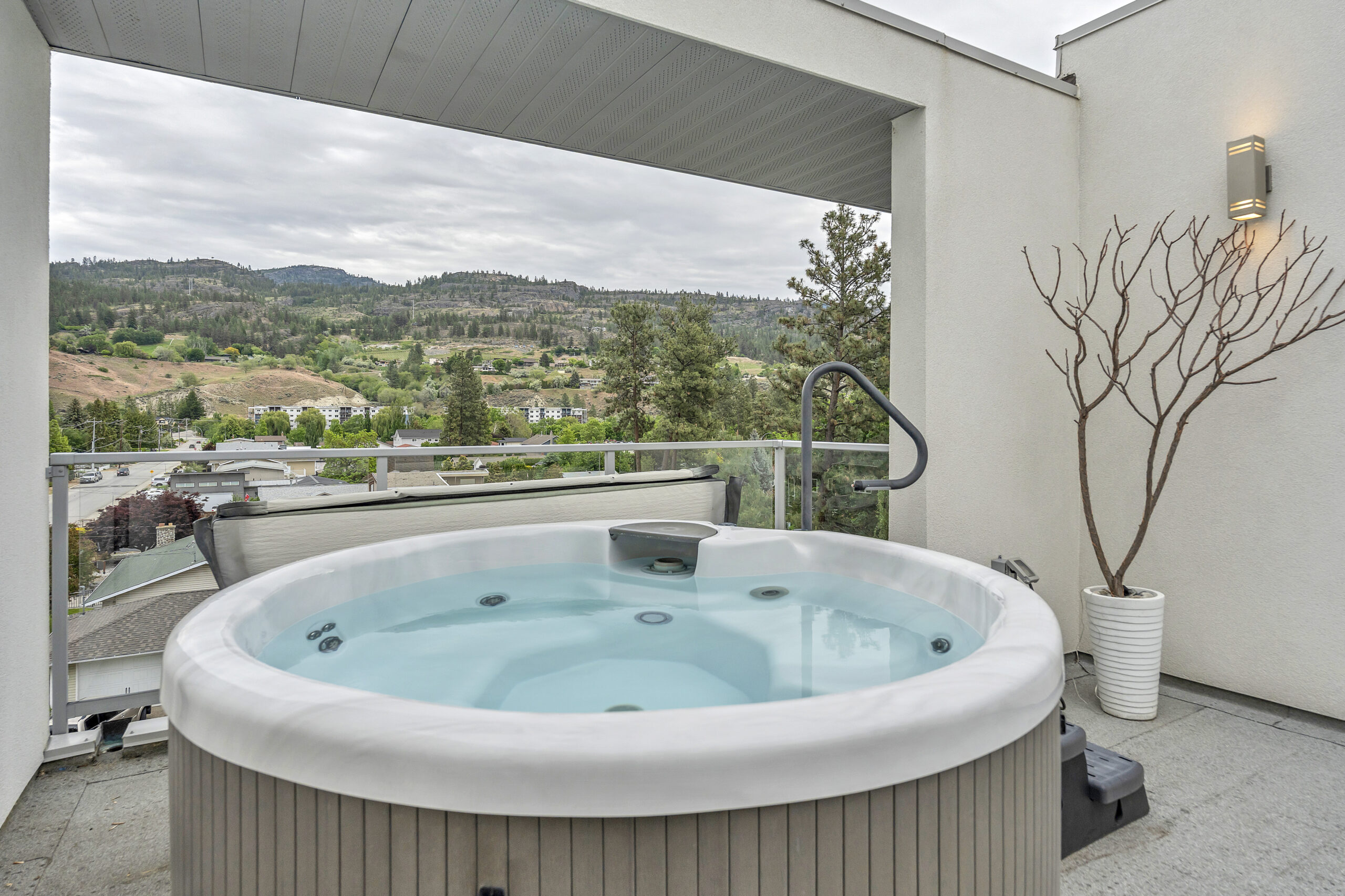 222 Lee Avenue 102 Penticton V2A 0G2