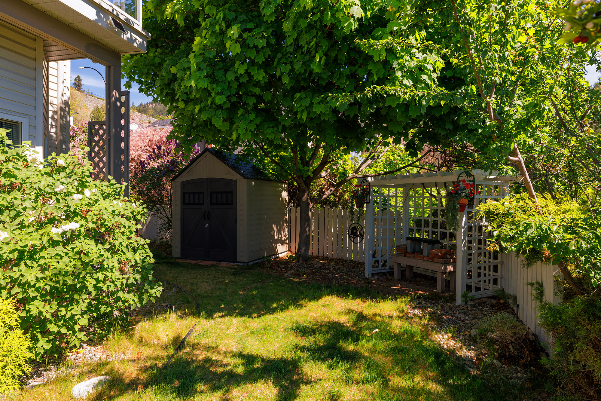 5273 Sutherland Road Peachland V0H 1X2