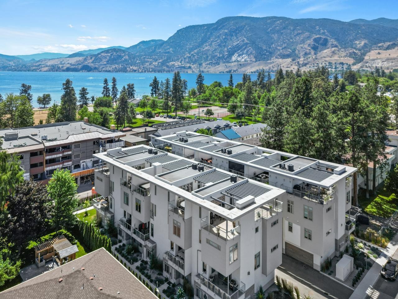 222 Lee Avenue 102 Penticton V2A 0G2