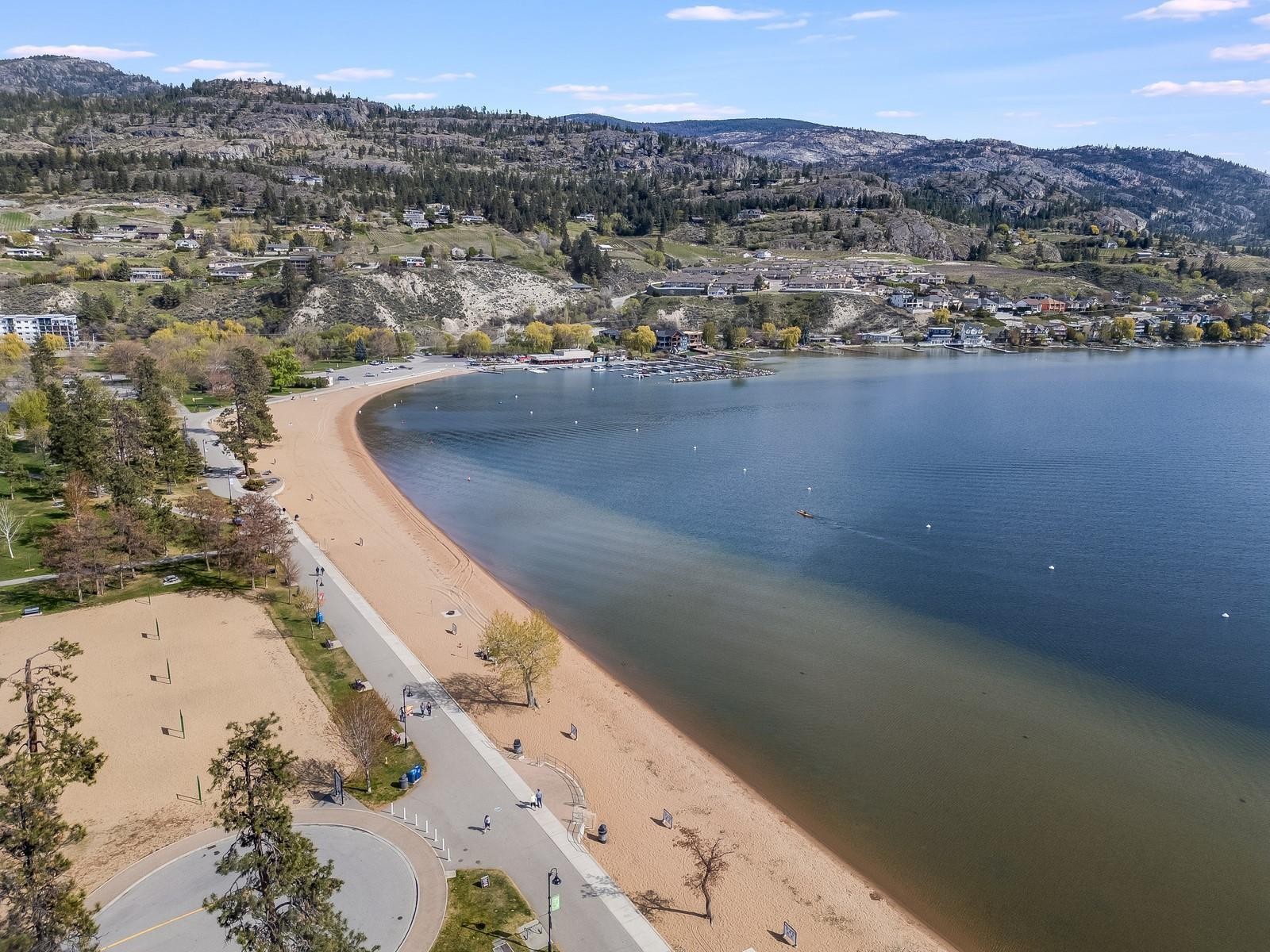 222 Lee Avenue 102 Penticton V2A 0G2