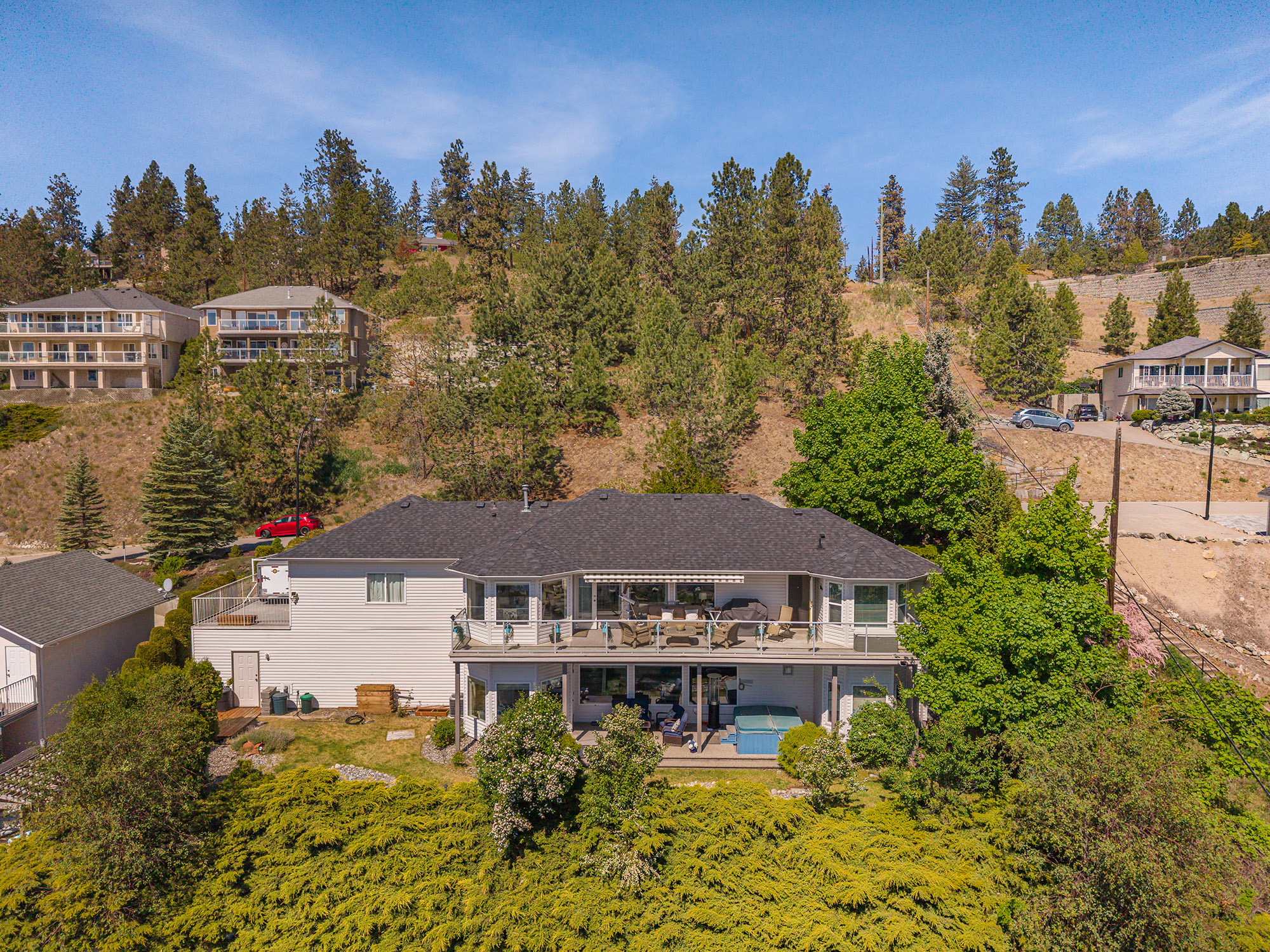 5273 Sutherland Road Peachland V0H 1X2