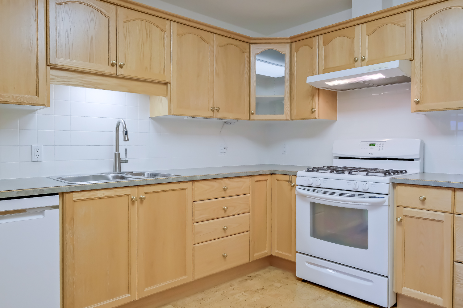 2285 Atkinson Street 705 Penticton V2A 8R7