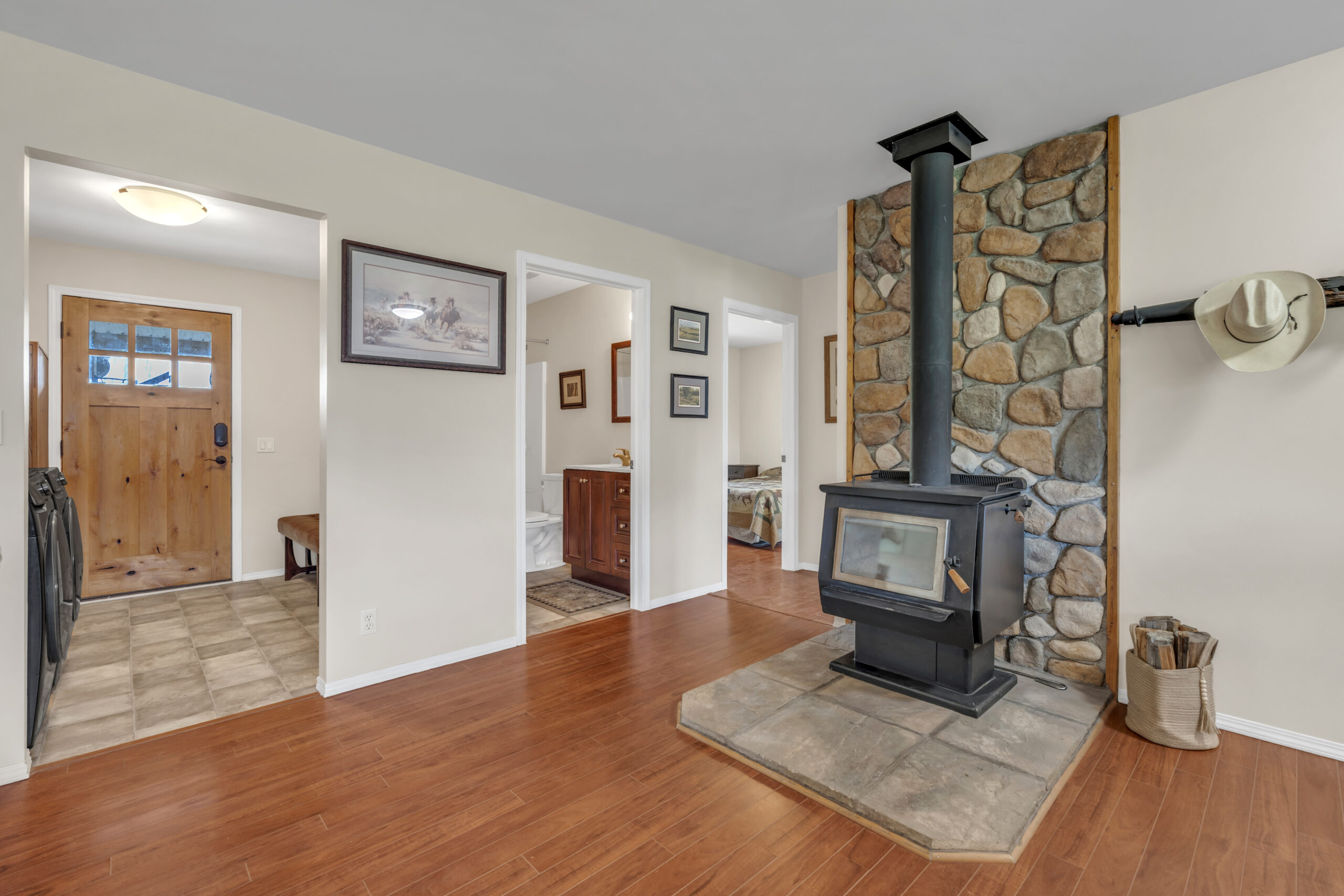 1911 Stewart Road Cawston V0X 1C1
