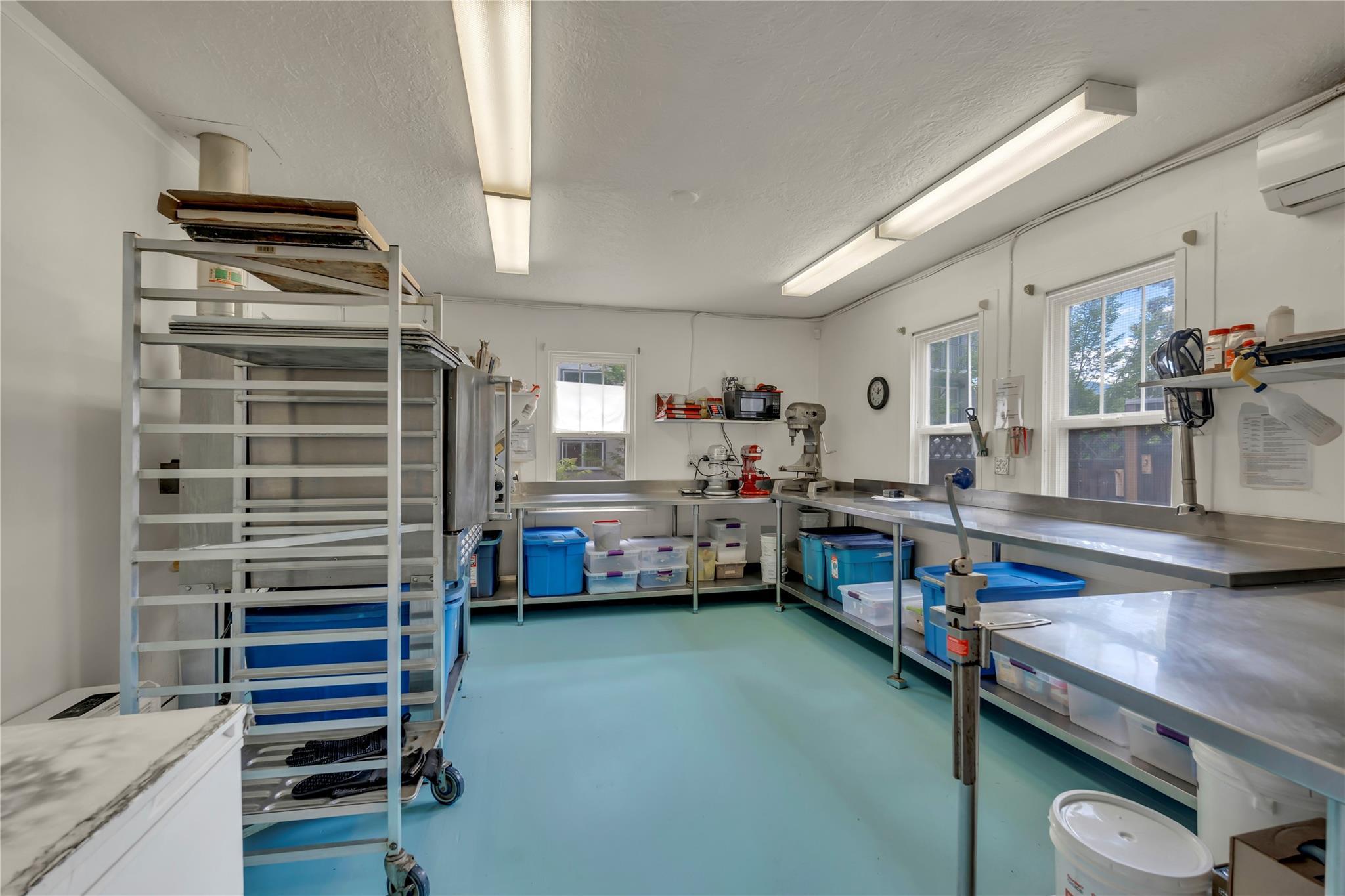368 Vancouver Avenue (The Bench Market) Penticton V2A 1A5
