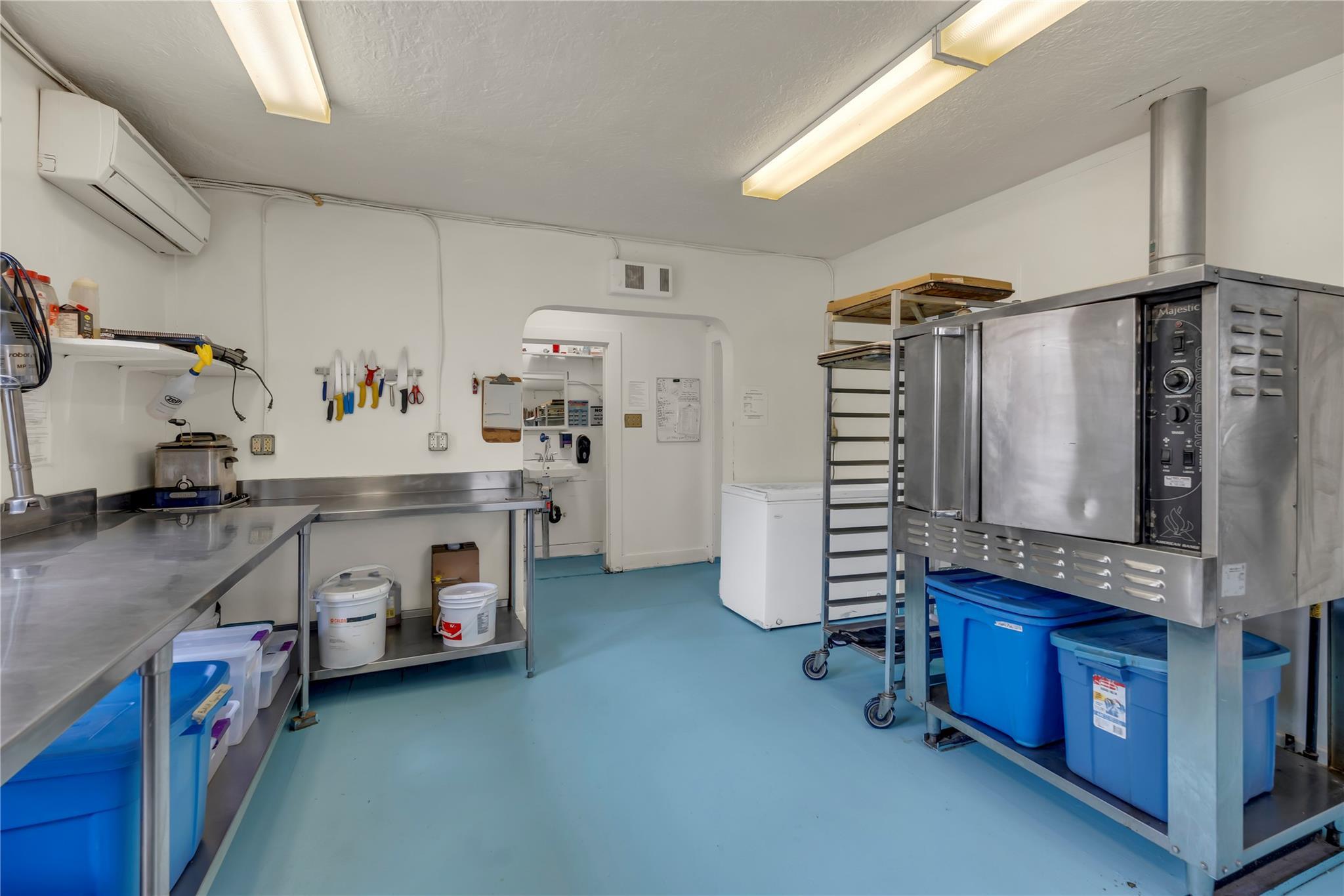 368 Vancouver Avenue (The Bench Market) Penticton V2A 1A5