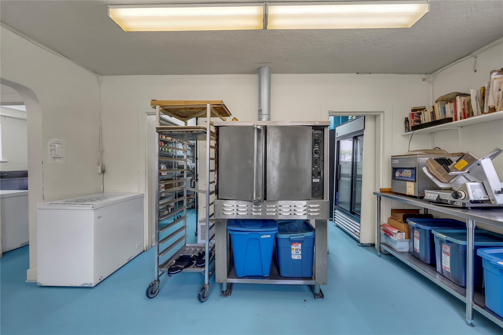 368 Vancouver Avenue (The Bench Market) Penticton V2A 1A5