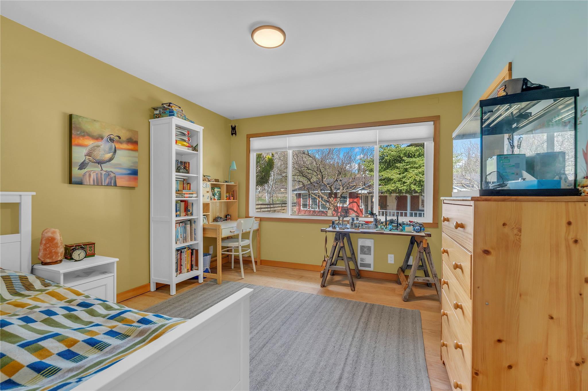 212 Carr Crescent Oliver V0H 1T5