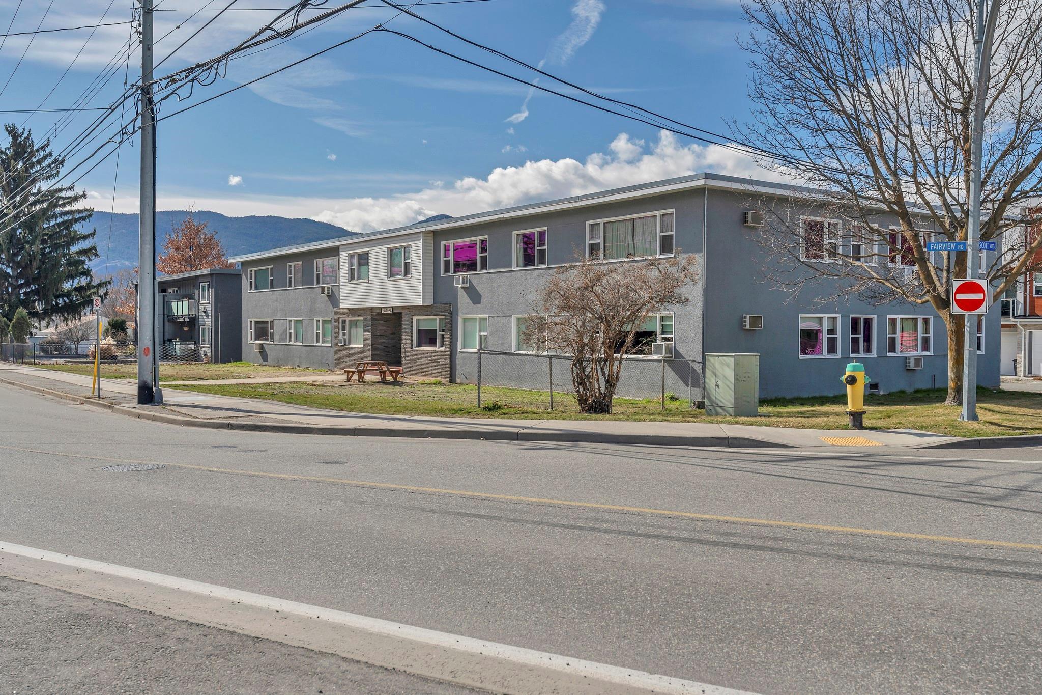 909 Fairview Road Penticton V2A 5Z1