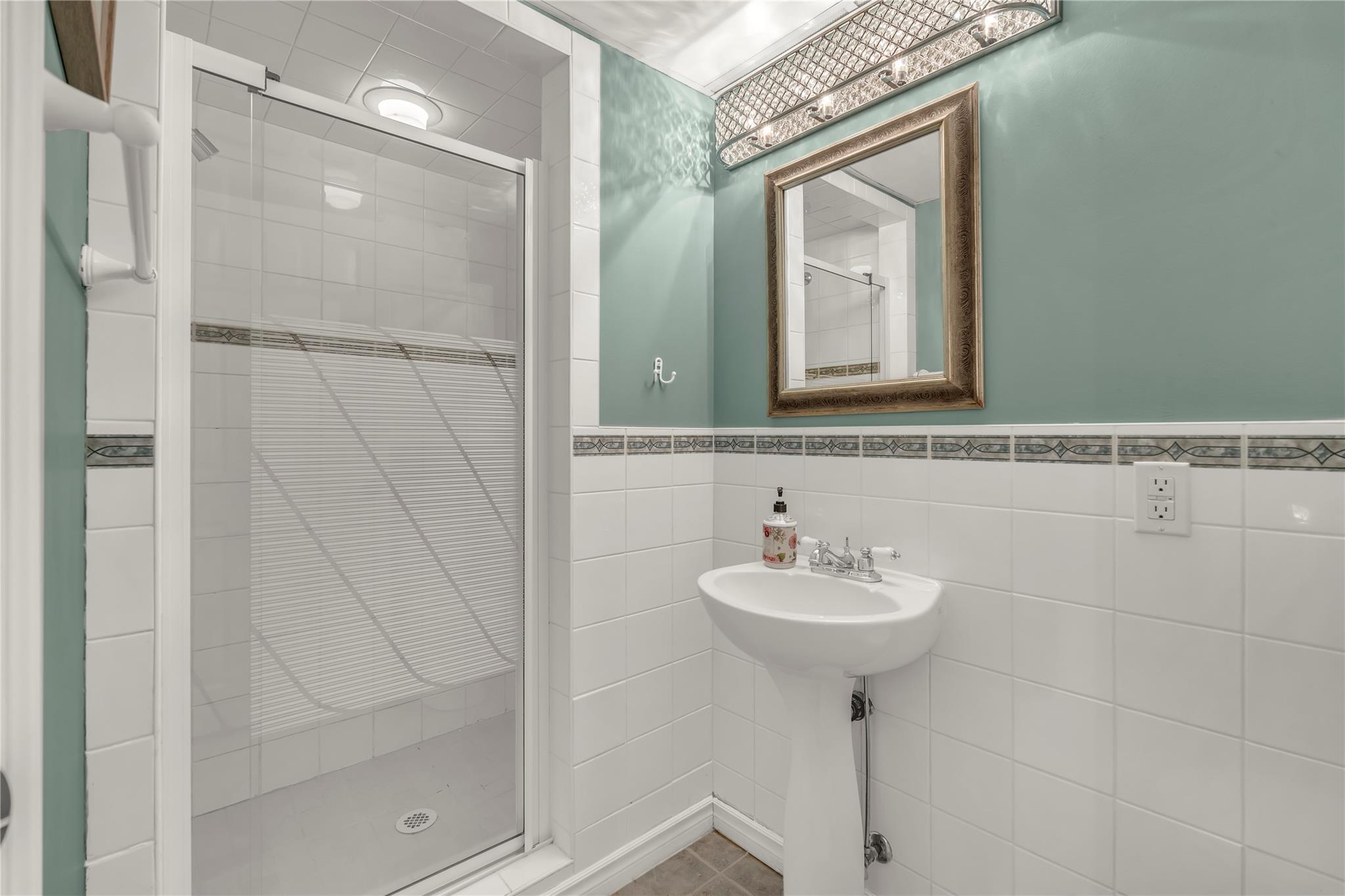 634 Latimer Street Penticton V2A 5R6