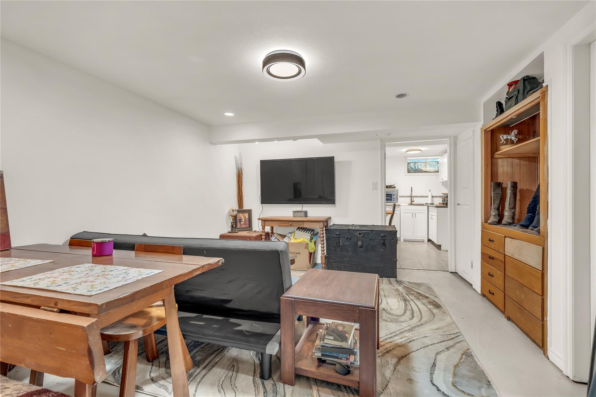 634 Latimer Street Penticton V2A 5R6
