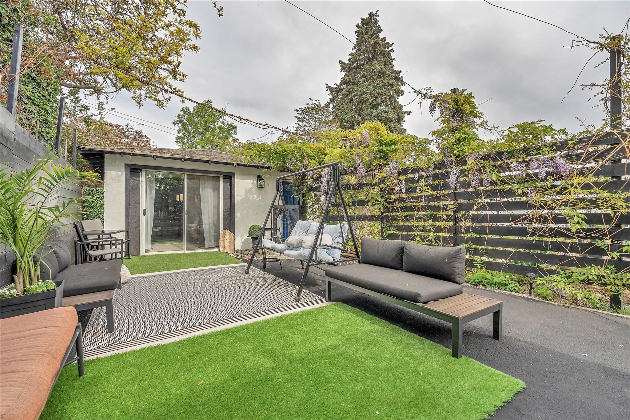 634 Latimer Street Penticton V2A 5R6